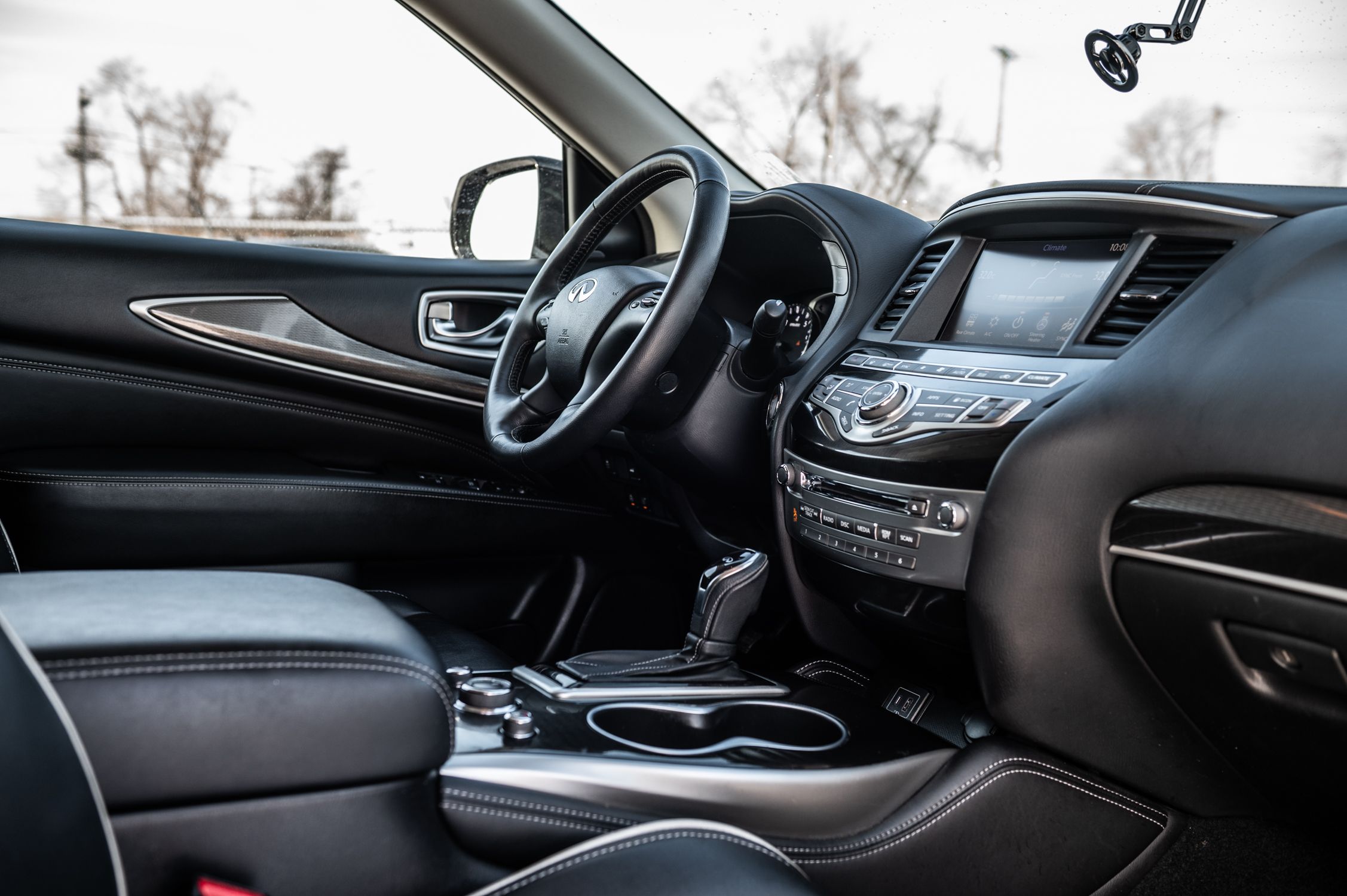 2020 Infiniti QX60 in Saint-Leonard, Quebec