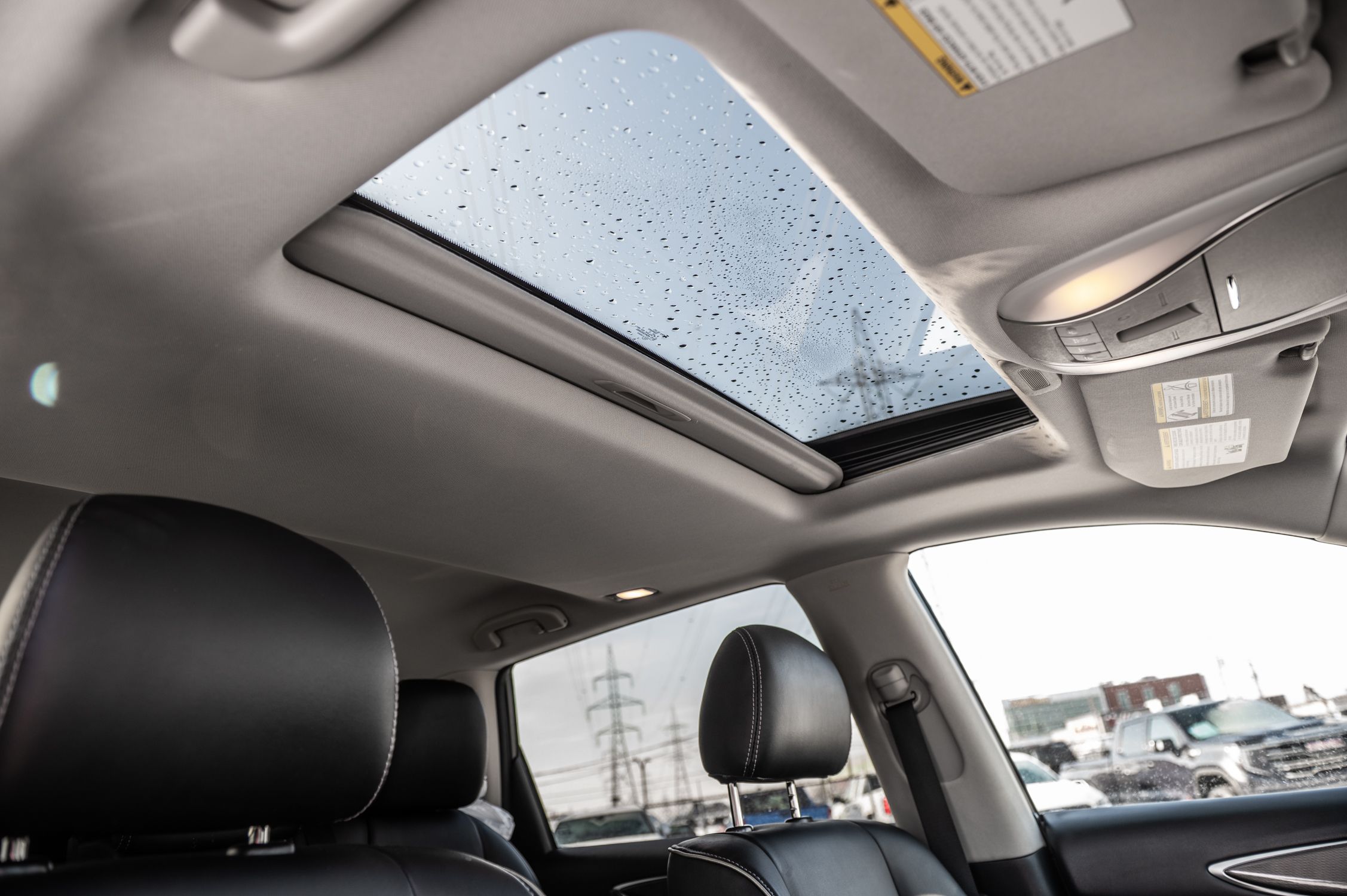 2020 Infiniti QX60 in Saint-Leonard, Quebec