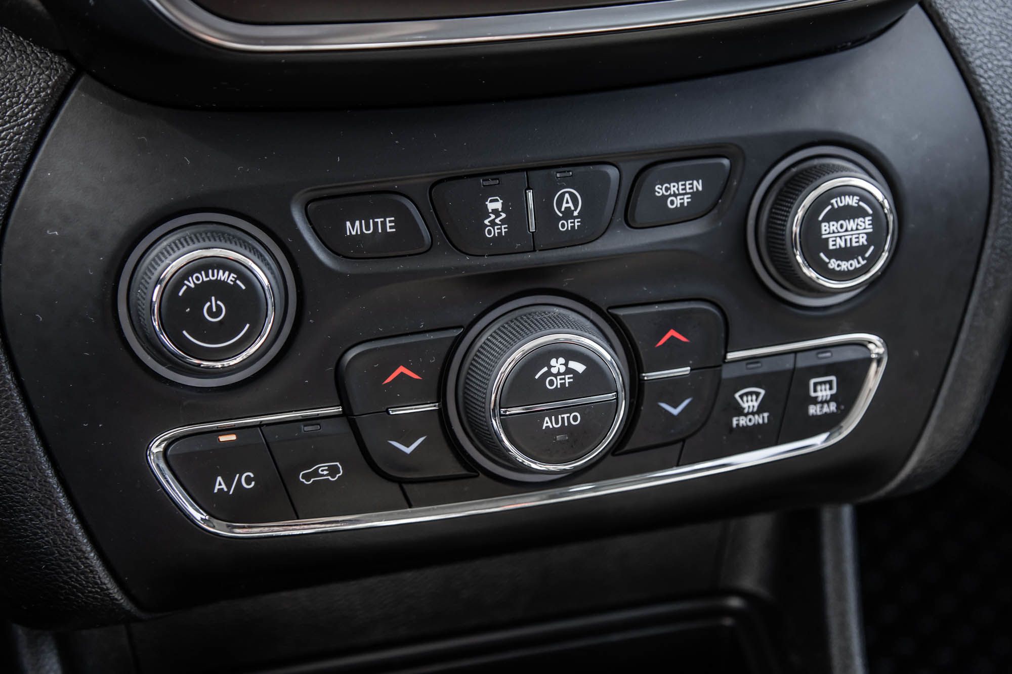 Jeep Cherokee  2021 à Saint-Léonard, Québec