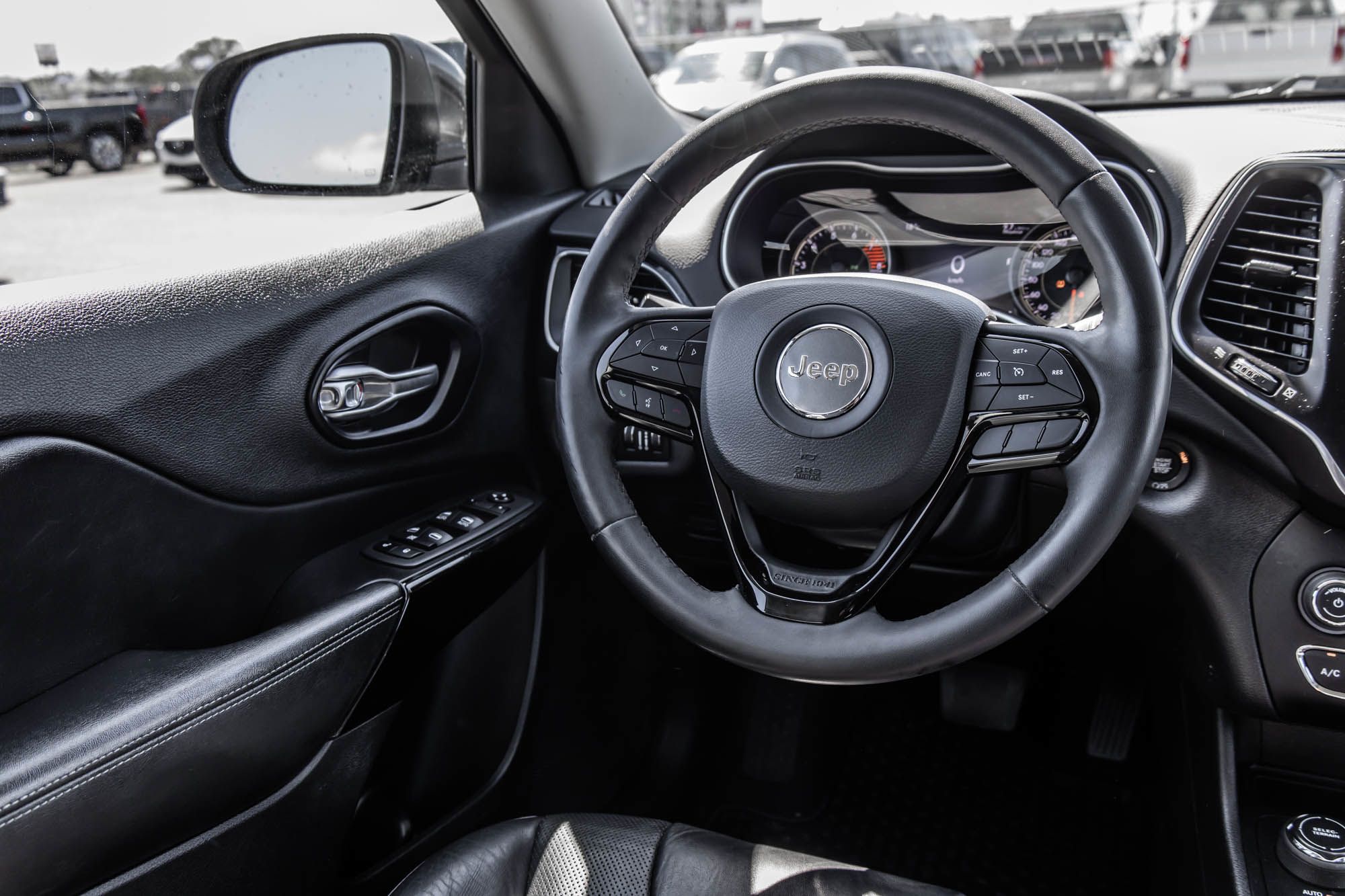 Jeep Cherokee  2021 à Saint-Léonard, Québec