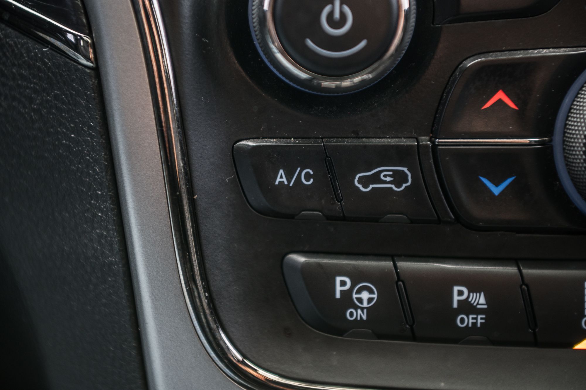 Jeep Grand Cherokee  2018 à Saint-Léonard, Québec