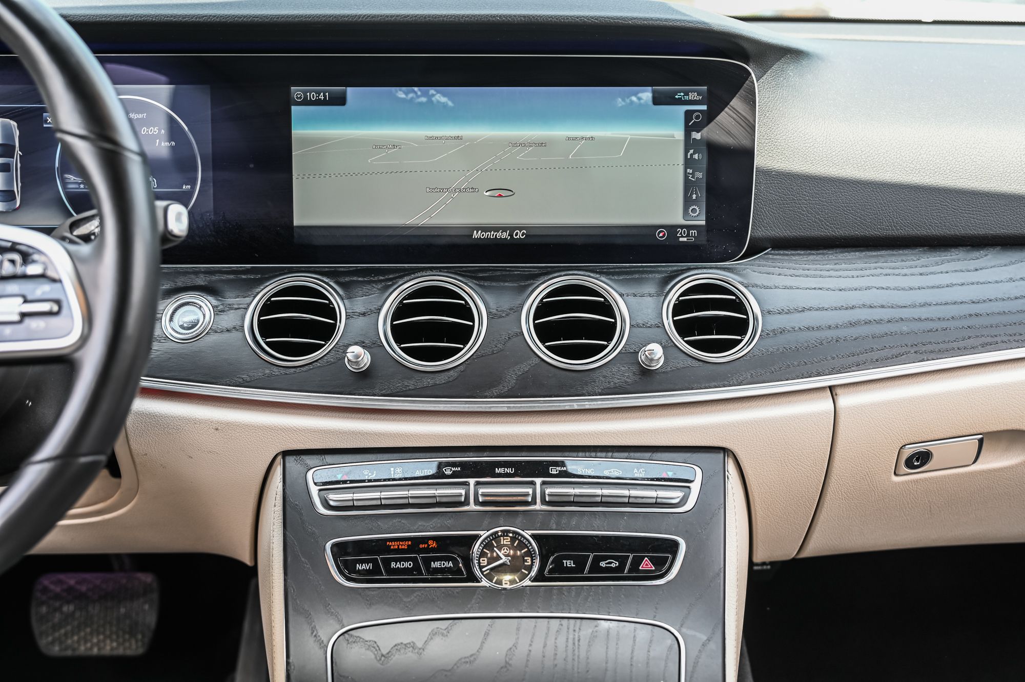 Mercedes-Benz E-Class  2019 à Saint-Léonard, Québec