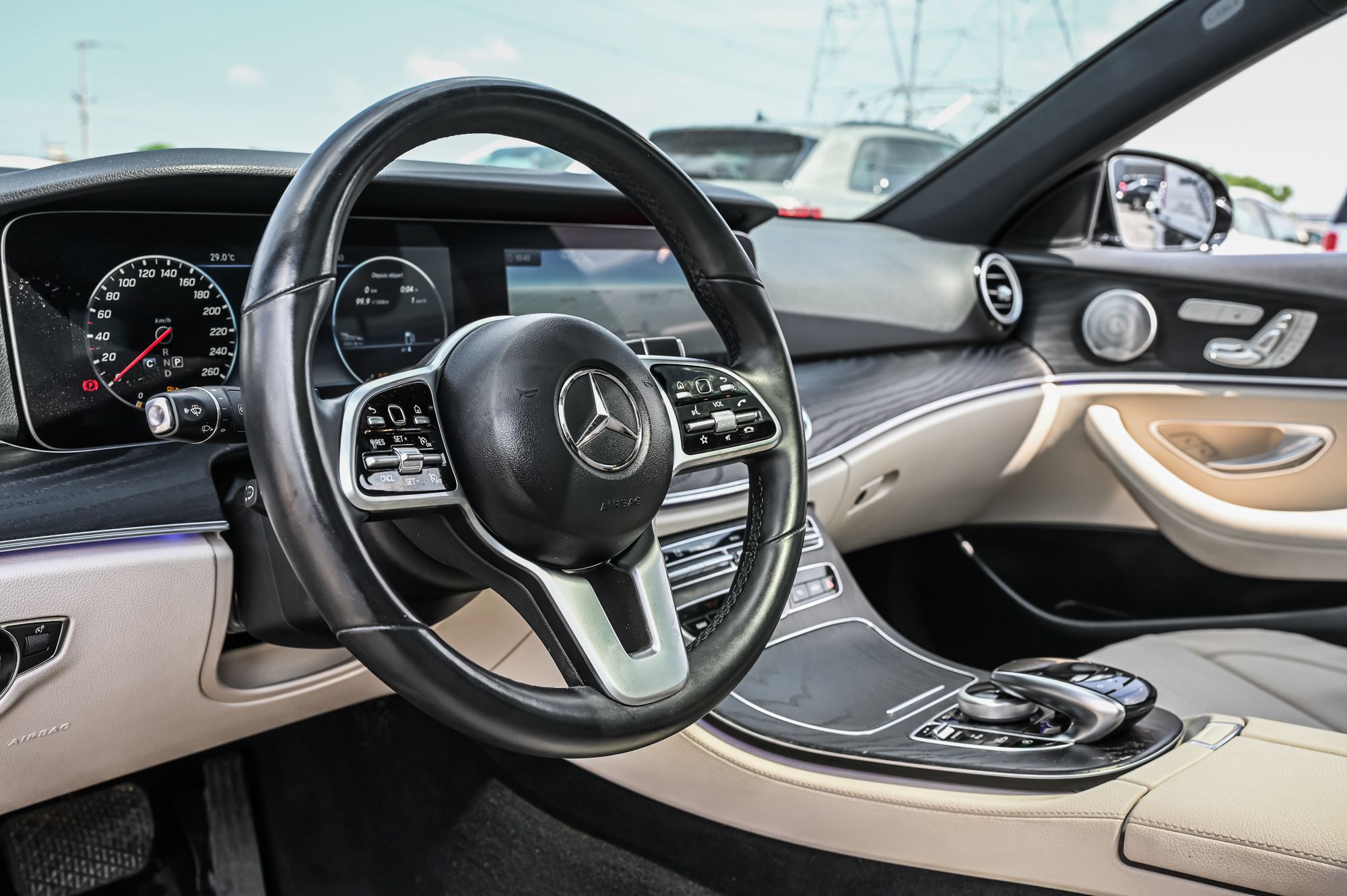 Mercedes-Benz E-Class  2019 à Saint-Léonard, Québec