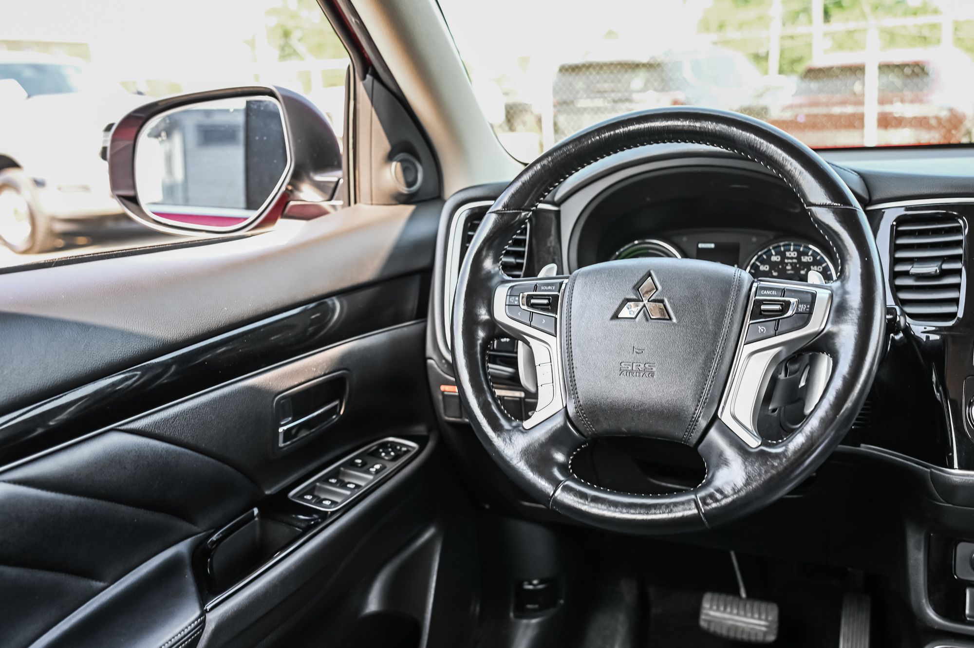 Mitsubishi OUTLANDER PHEV  2019 à Saint-Léonard, Québec