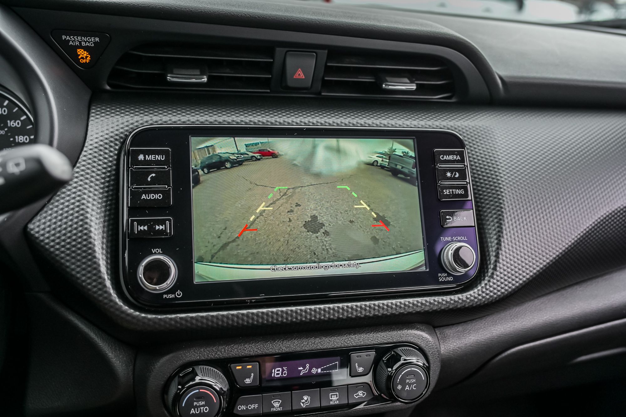 2024 Nissan Kicks