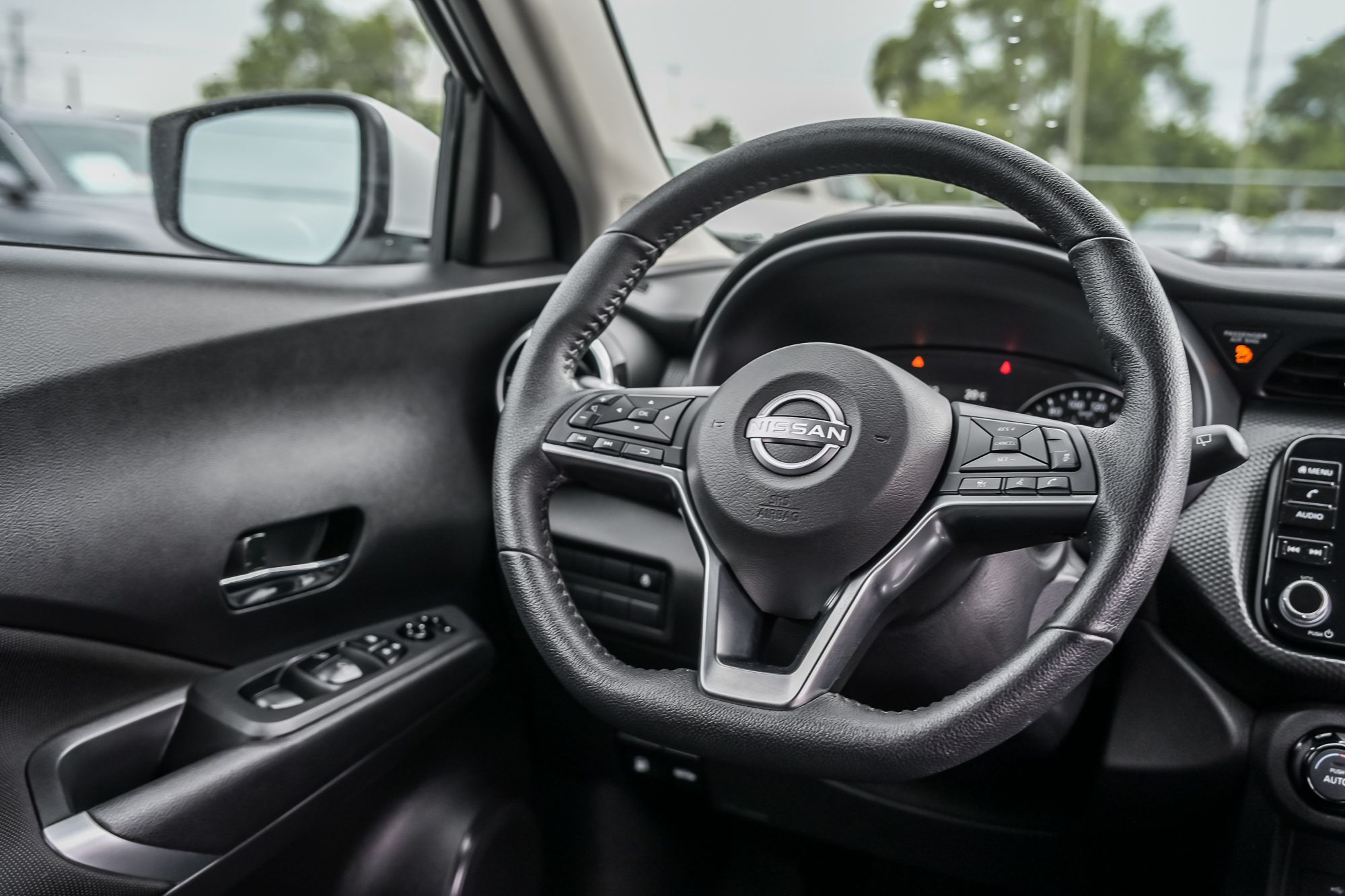 2024 Nissan Kicks