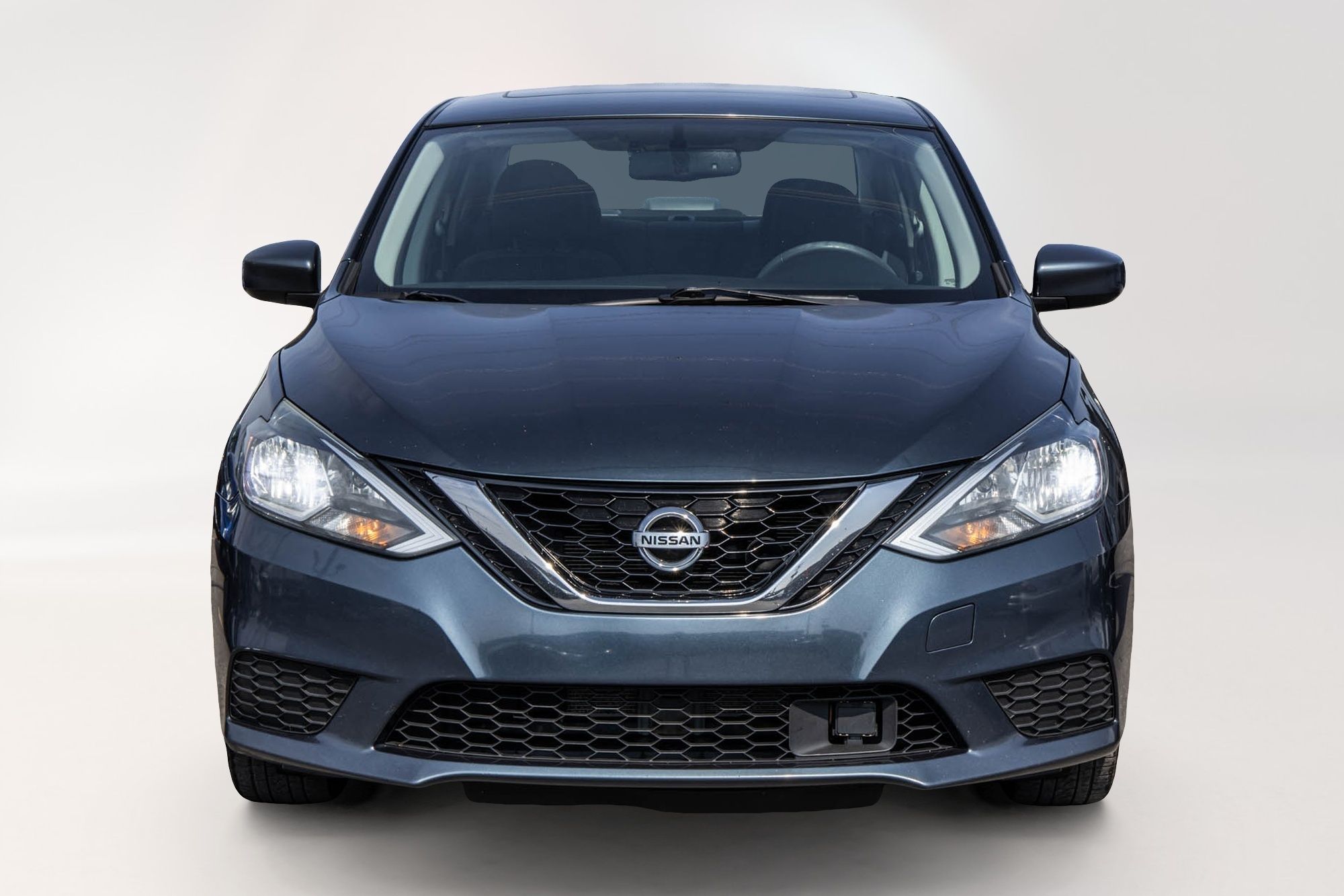 2018 Nissan Sentra in Saint-Leonard, Quebec