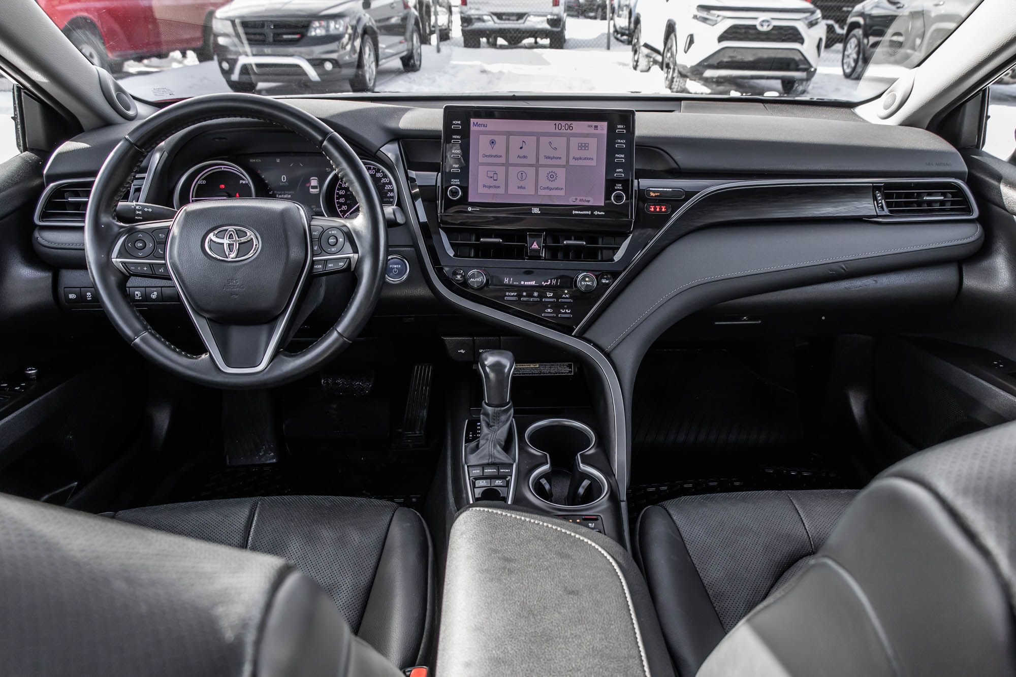 Toyota Camry  2021
