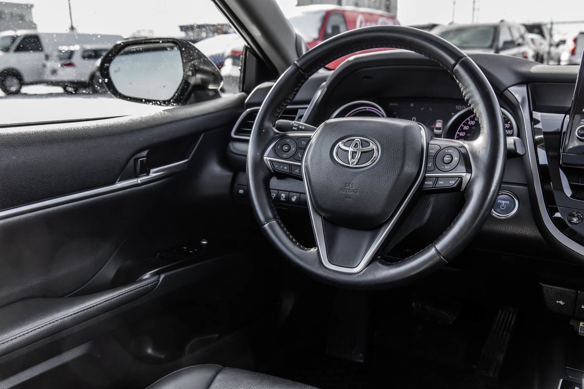 Toyota Camry  2021