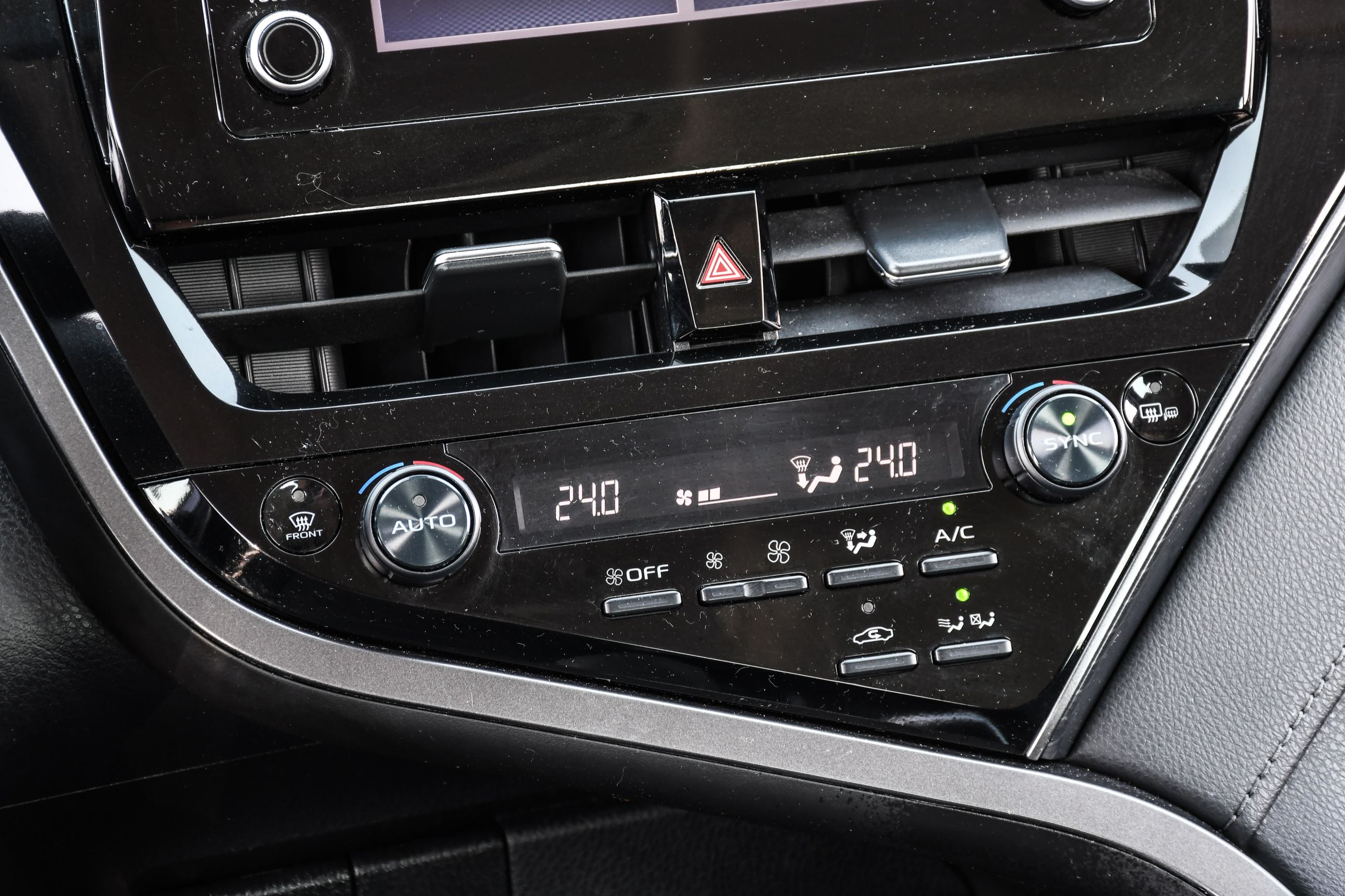 Toyota Camry  2022 à Saint-Léonard, Québec