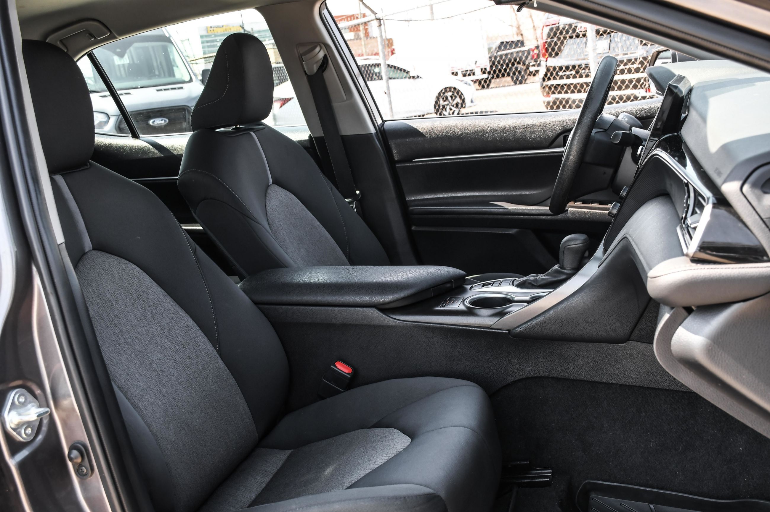 Toyota Camry  2022 à Saint-Léonard, Québec