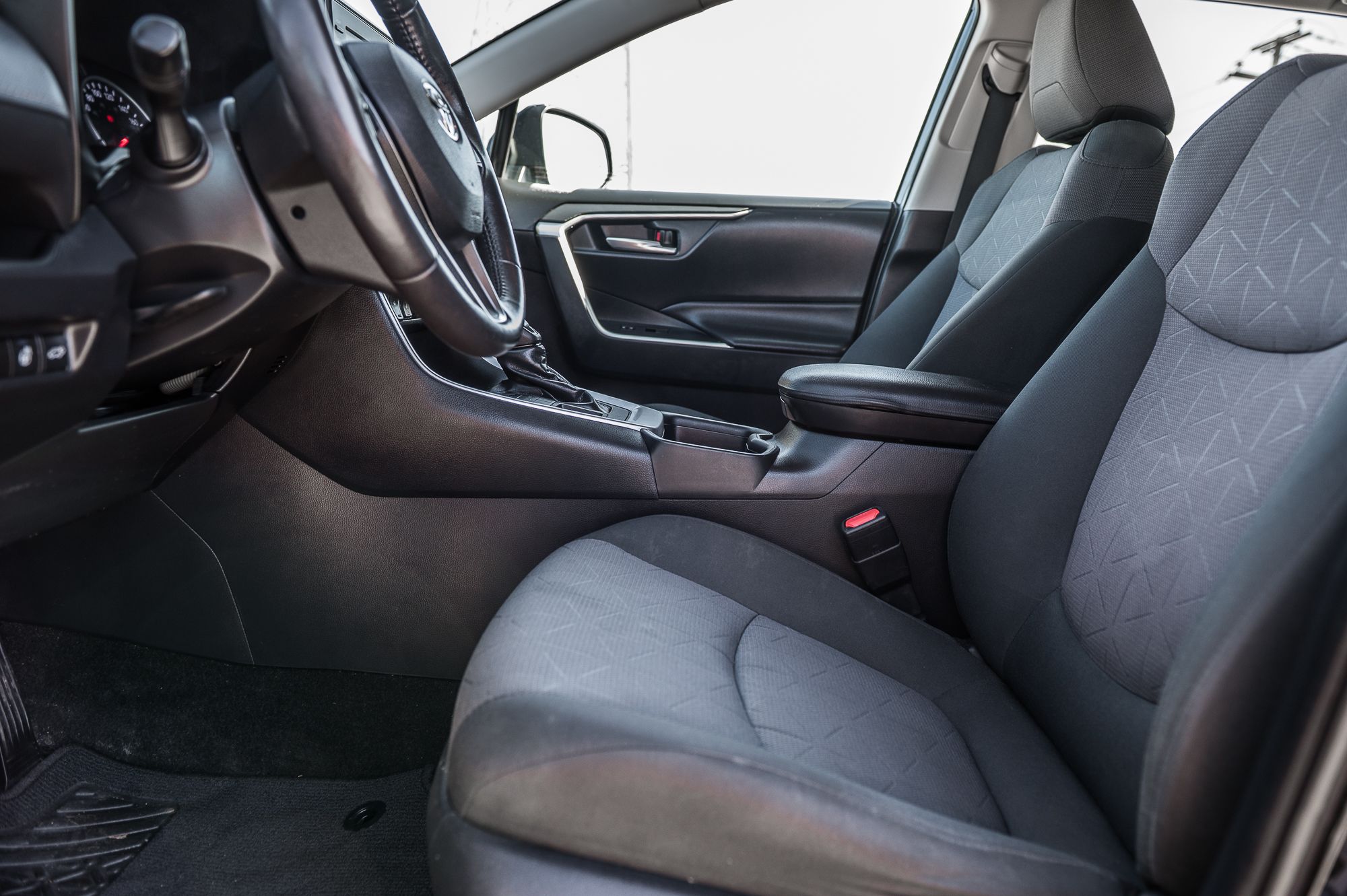 Toyota RAV4  2019 à Saint-Léonard, Québec