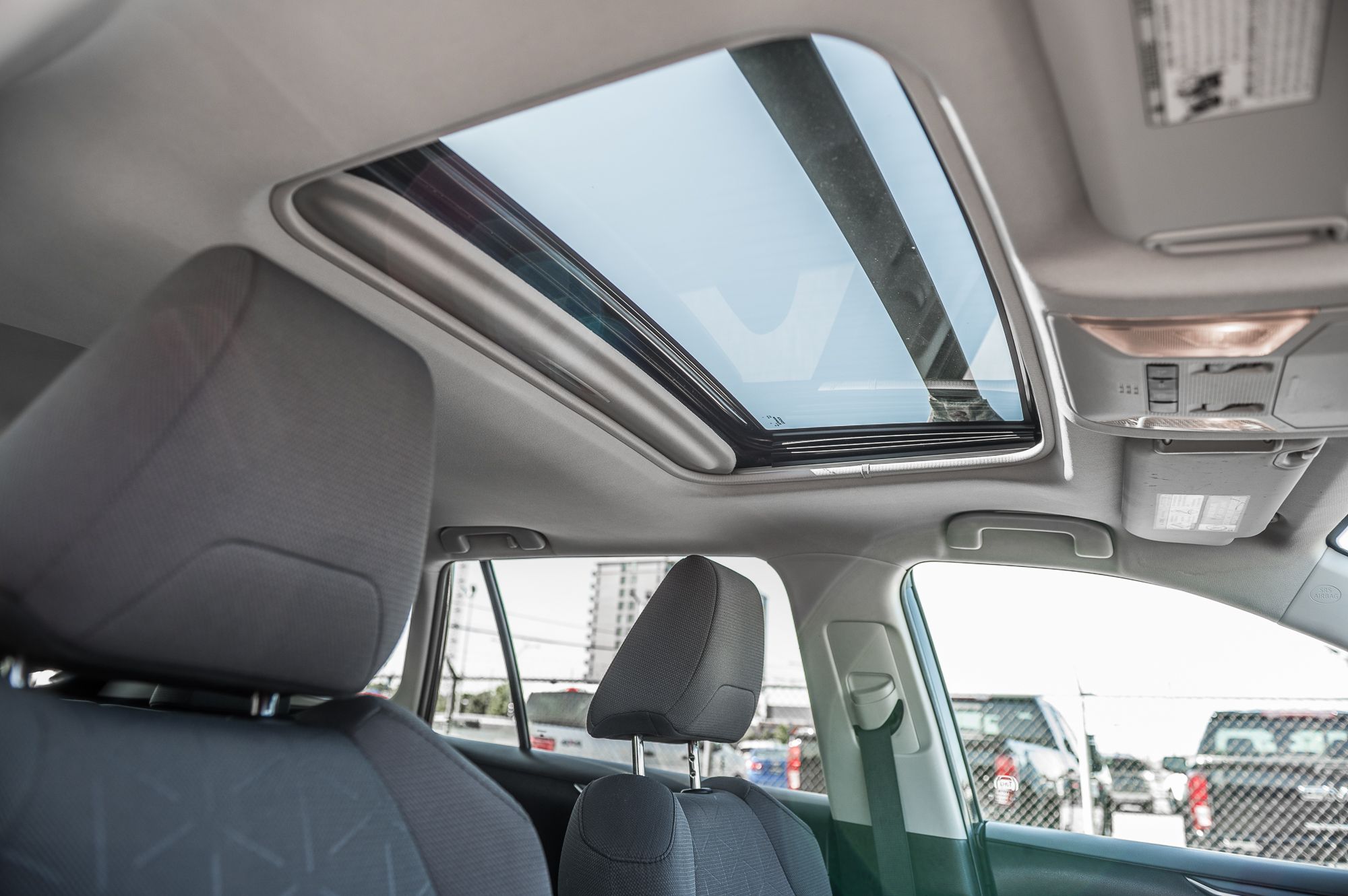 Toyota RAV4  2019 à Saint-Léonard, Québec