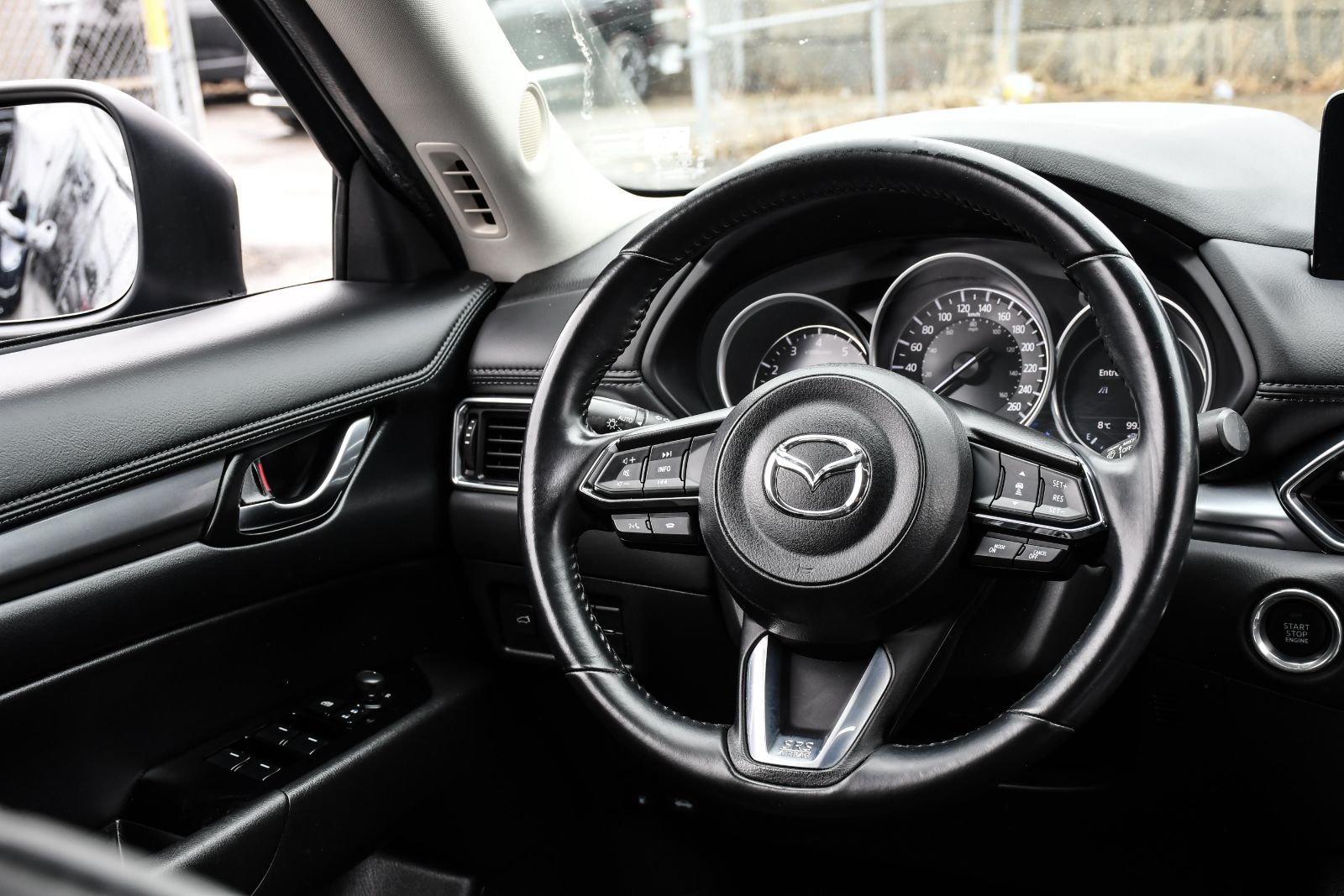 Mazda CX-5  2022 à Saint-Léonard, Québec