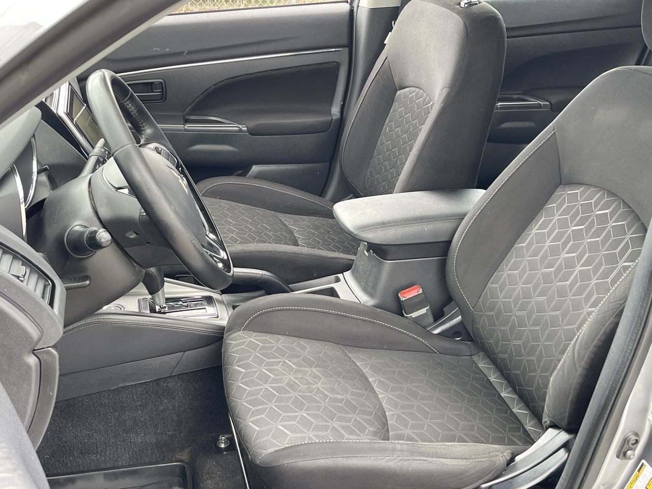2020 Mitsubishi RVR in Saint-Leonard, Quebec