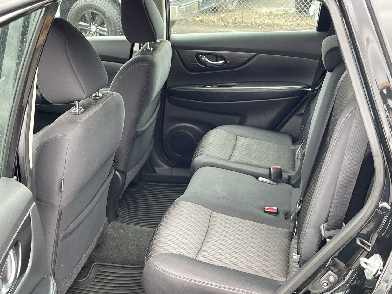 2017 Nissan Rogue in Saint-Leonard, Quebec