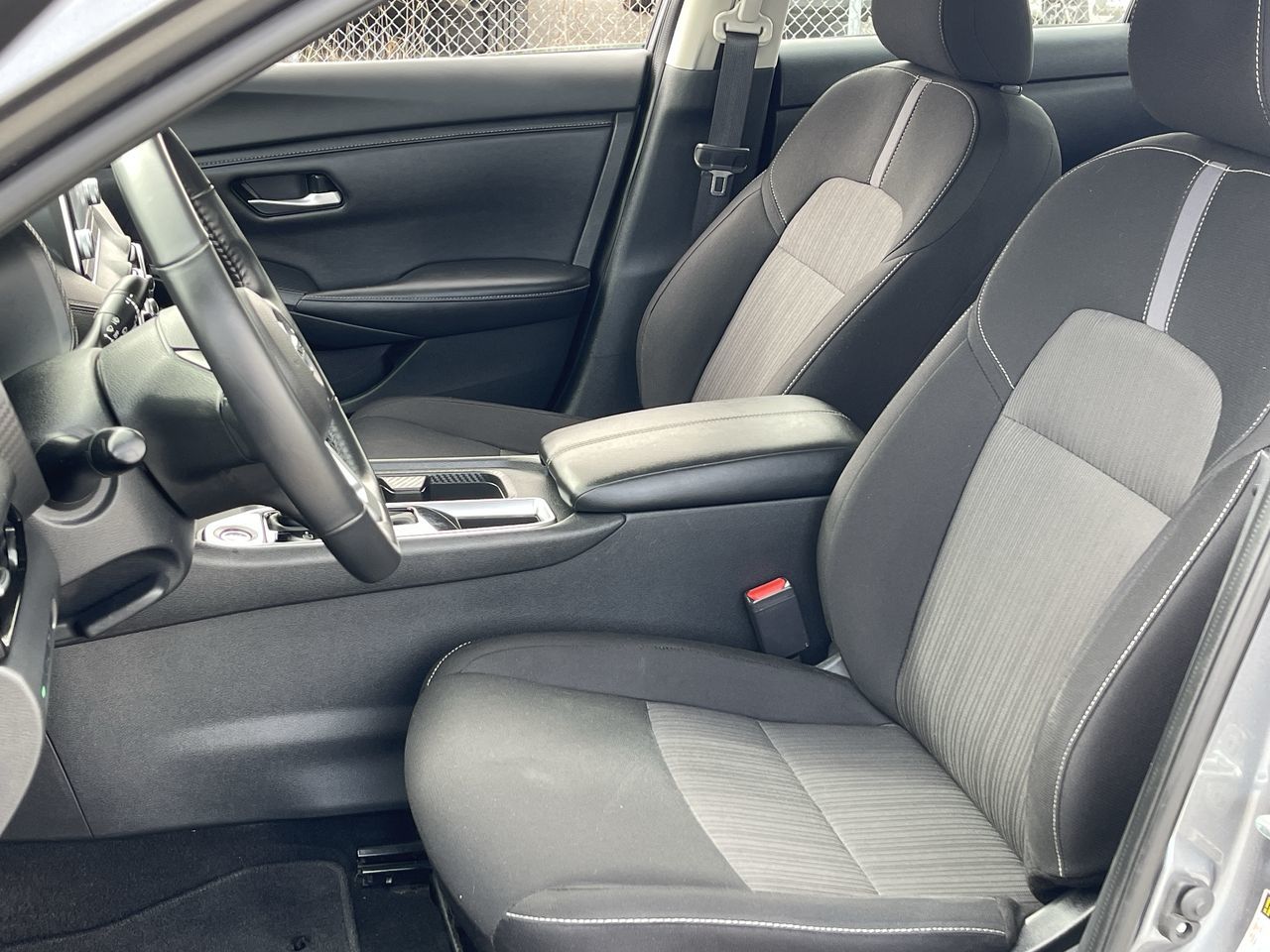 2022 Nissan Sentra in Saint-Leonard, Quebec