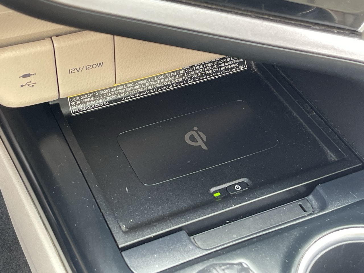 2018 Toyota Camry in Saint-Leonard, Quebec