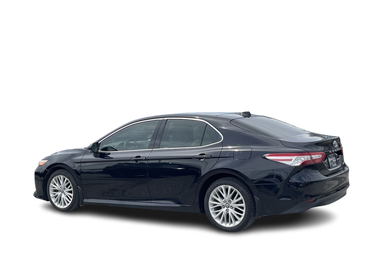 2018 Toyota Camry in Saint-Leonard, Quebec