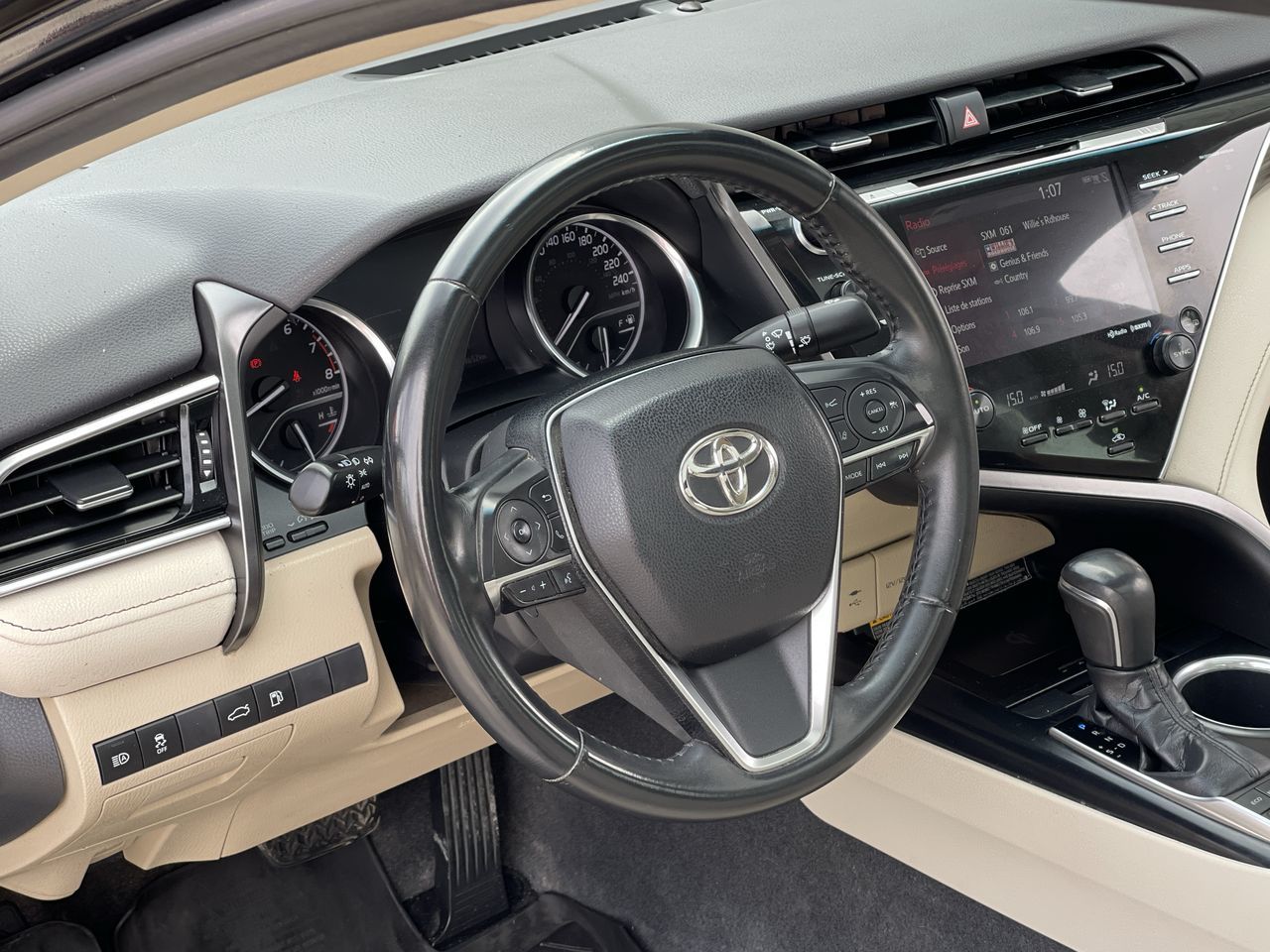 2018 Toyota Camry in Saint-Leonard, Quebec
