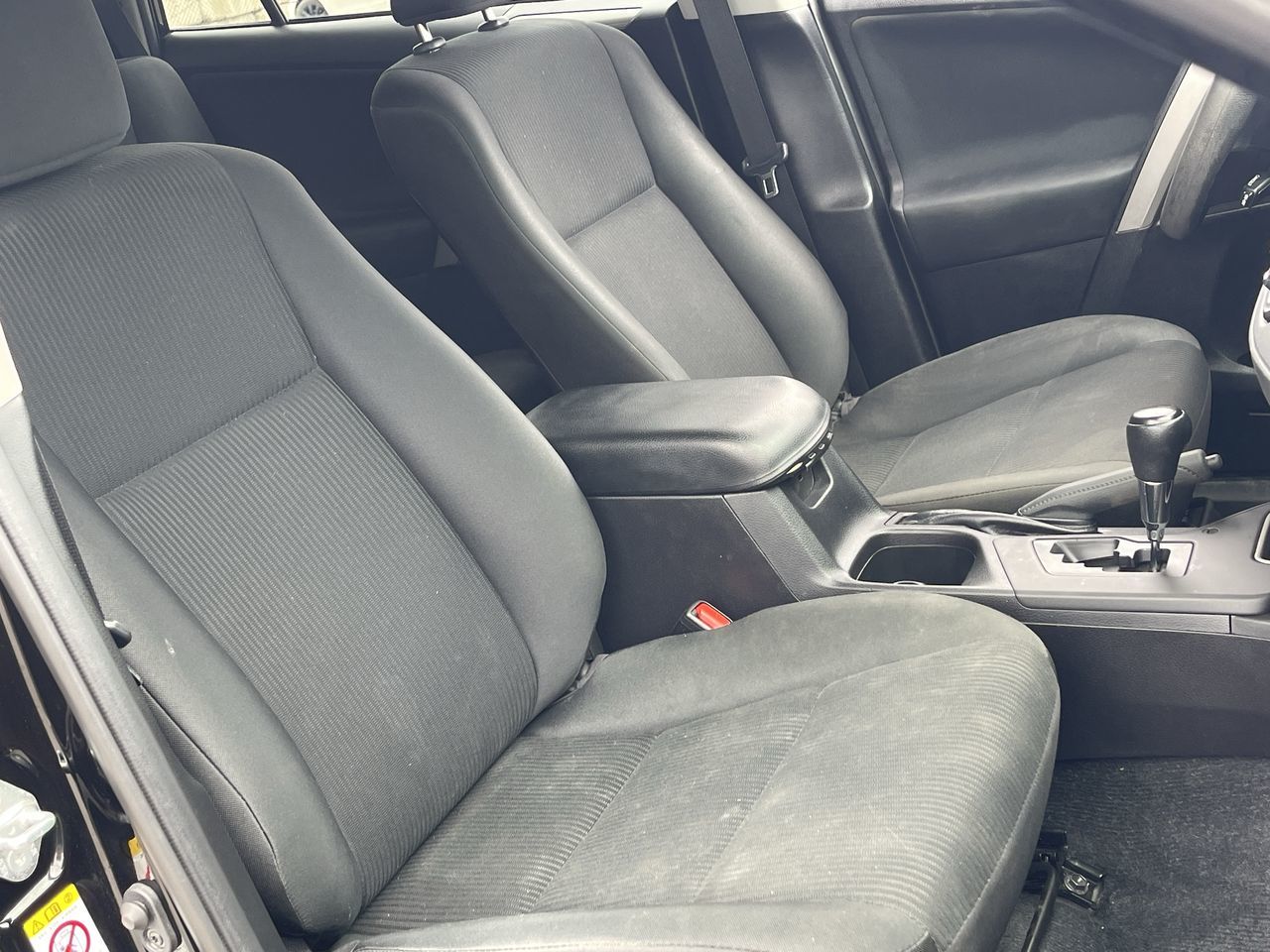 2018 Toyota RAV4 in Saint-Leonard, Quebec