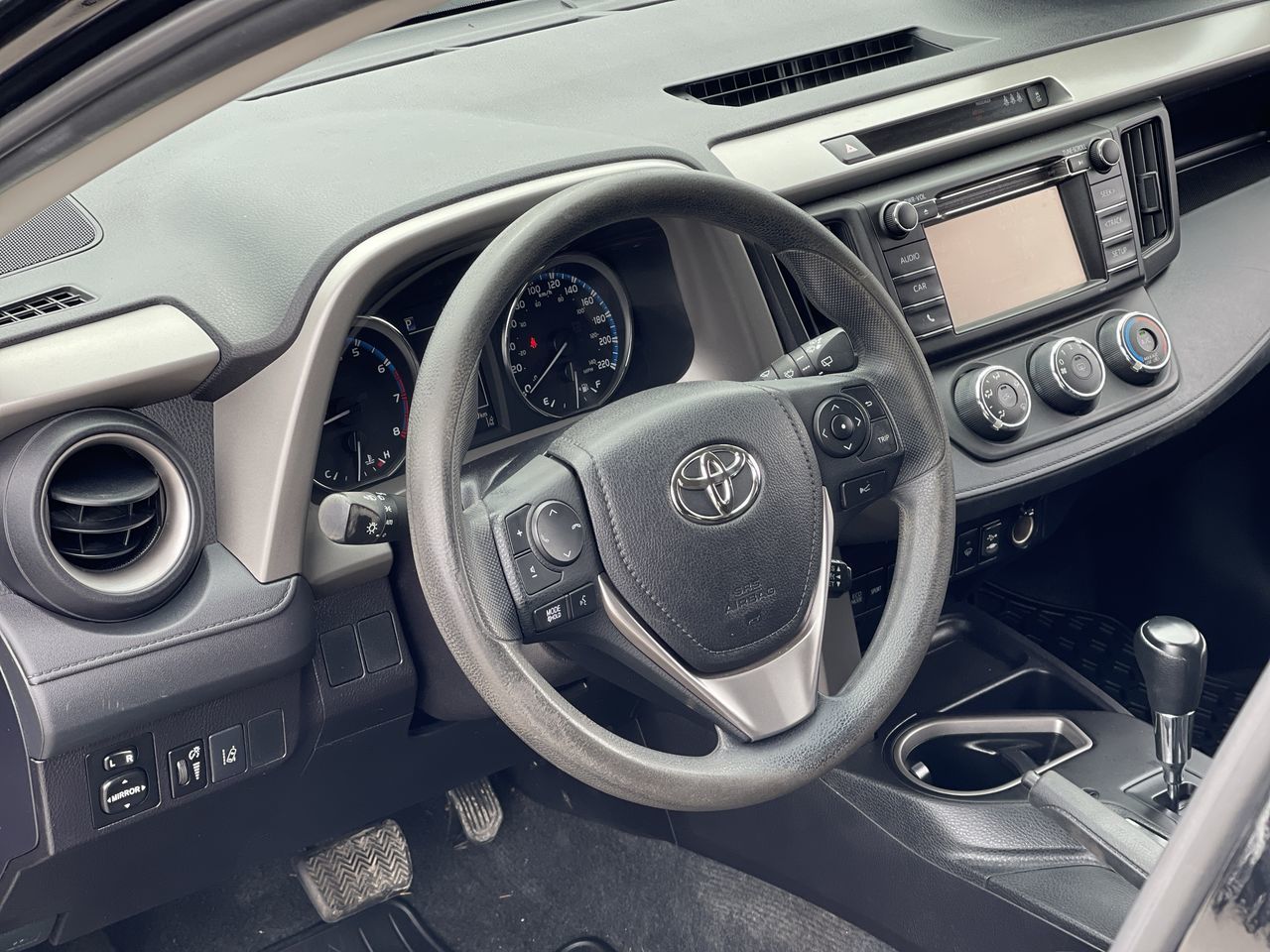 2018 Toyota RAV4 in Saint-Leonard, Quebec