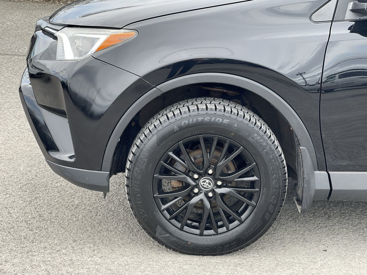 2018 Toyota RAV4 in Saint-Leonard, Quebec
