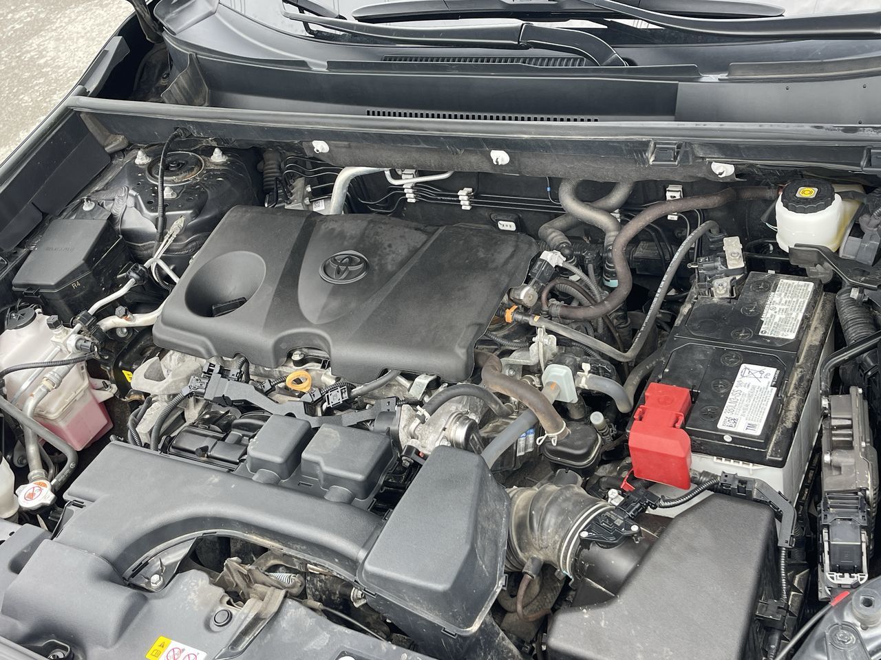 2023 Toyota RAV4 in Saint-Leonard, Quebec