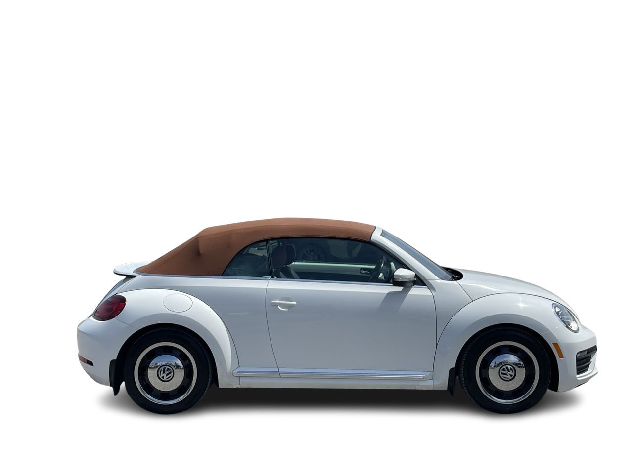 2017 Volkswagen Beetle Convertible in Saint-Leonard, Quebec