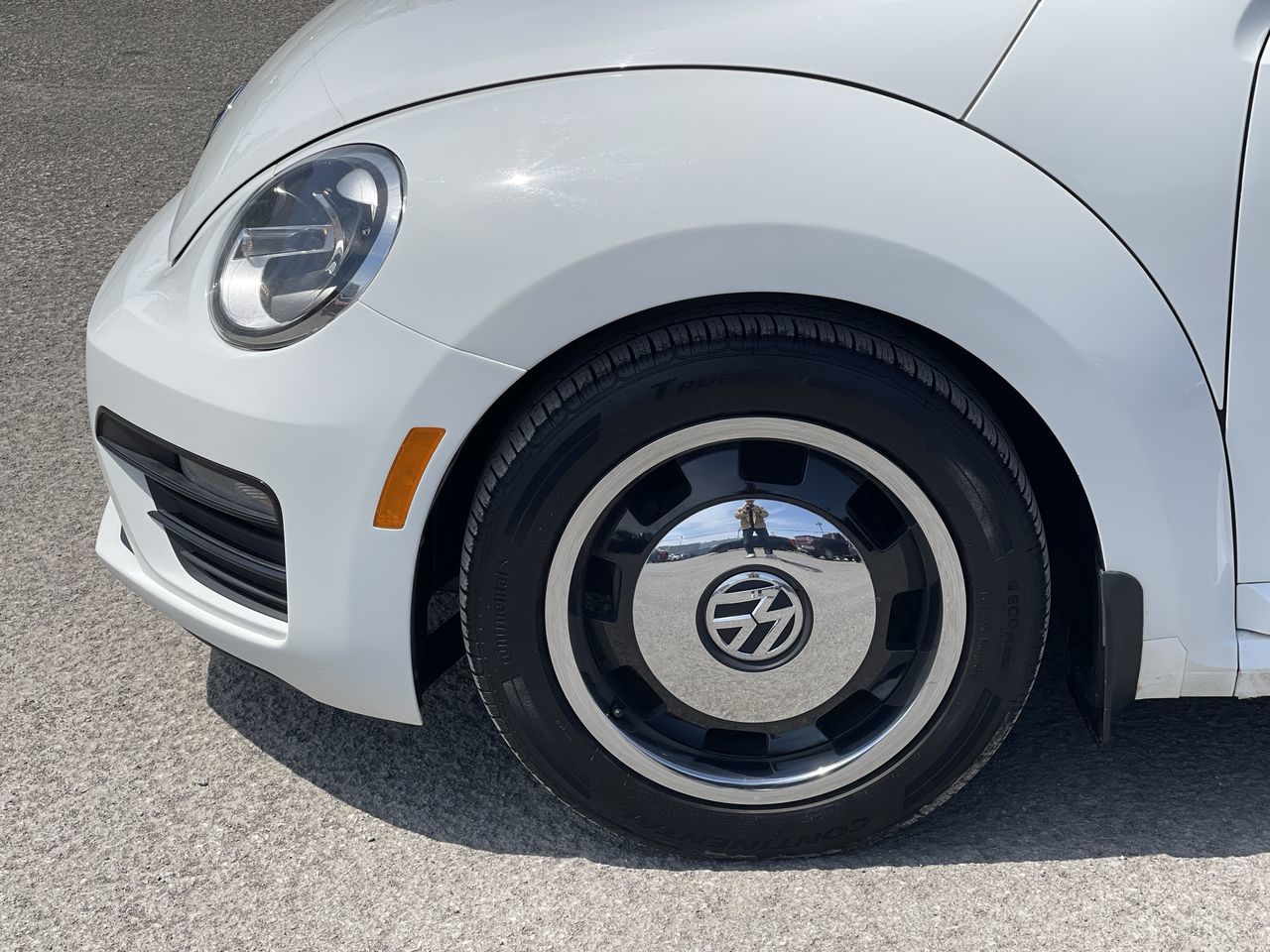 2017 Volkswagen Beetle Convertible in Saint-Leonard, Quebec