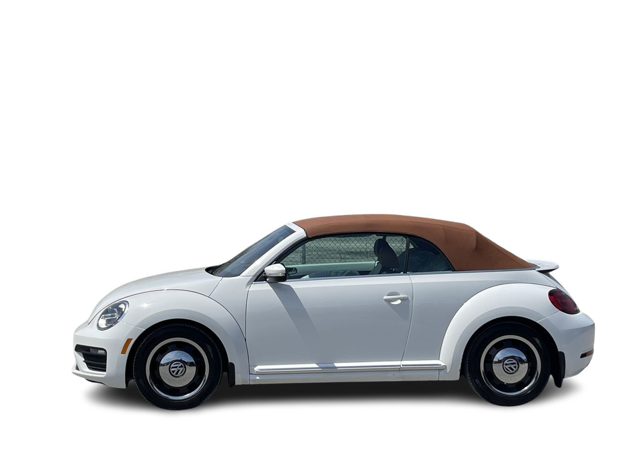 2017 Volkswagen Beetle Convertible in Saint-Leonard, Quebec