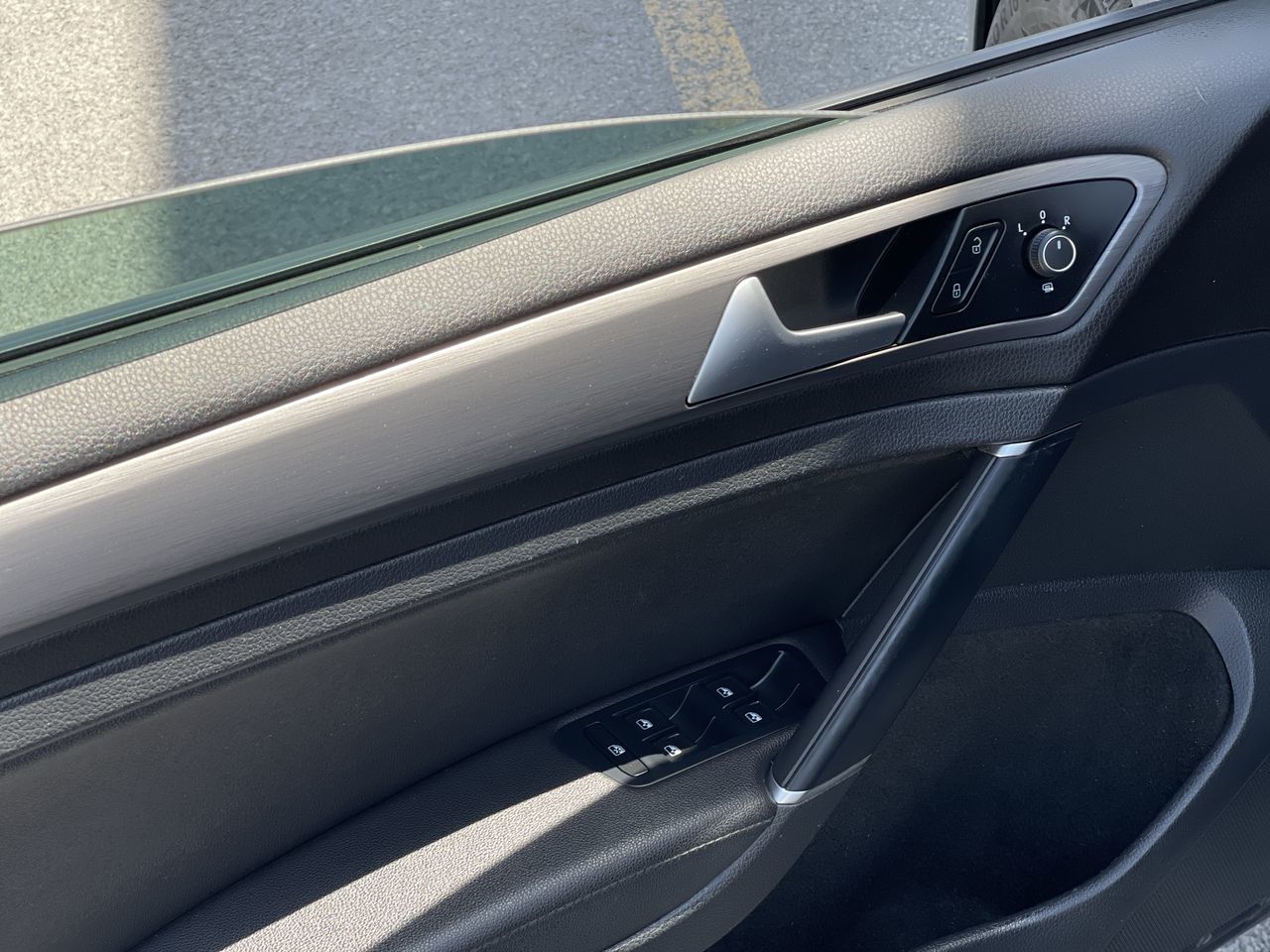 2020 Volkswagen E-Golf in Saint-Leonard, Quebec