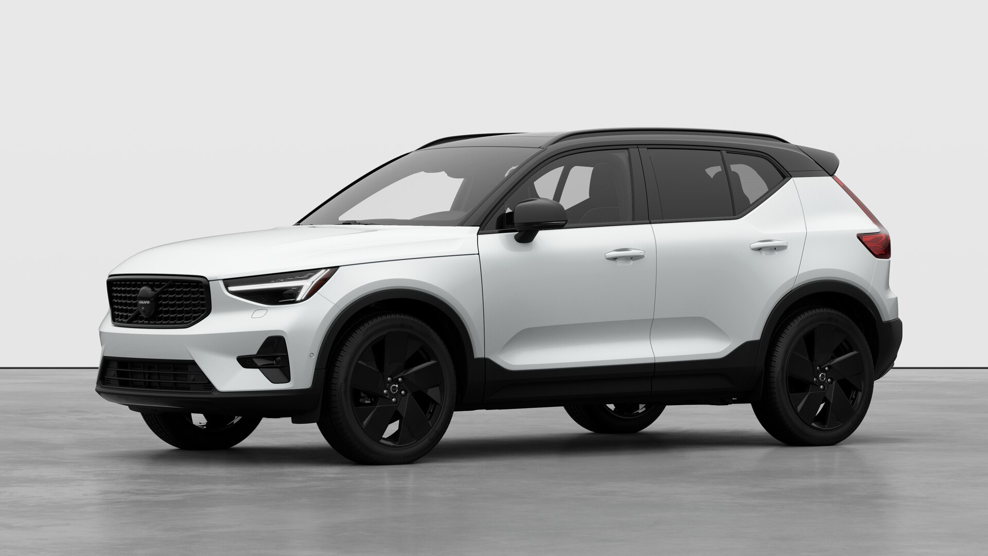 2026 Volvo XC40 Ultra Black Edition