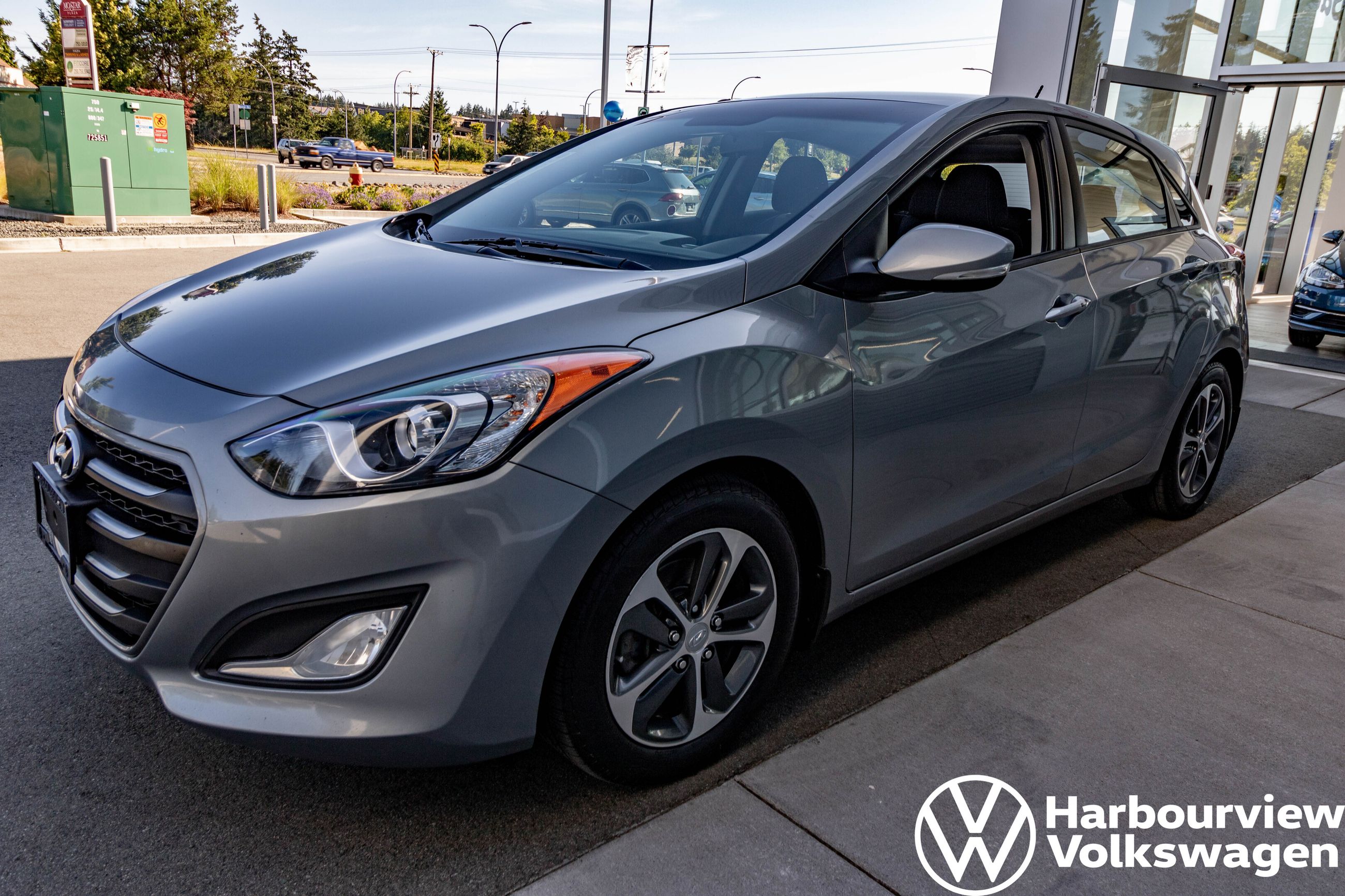 Used 2016 Hyundai Elantra GT Hatchback w/Sunroof, Rearview Camera & Navigation for Sale 9995