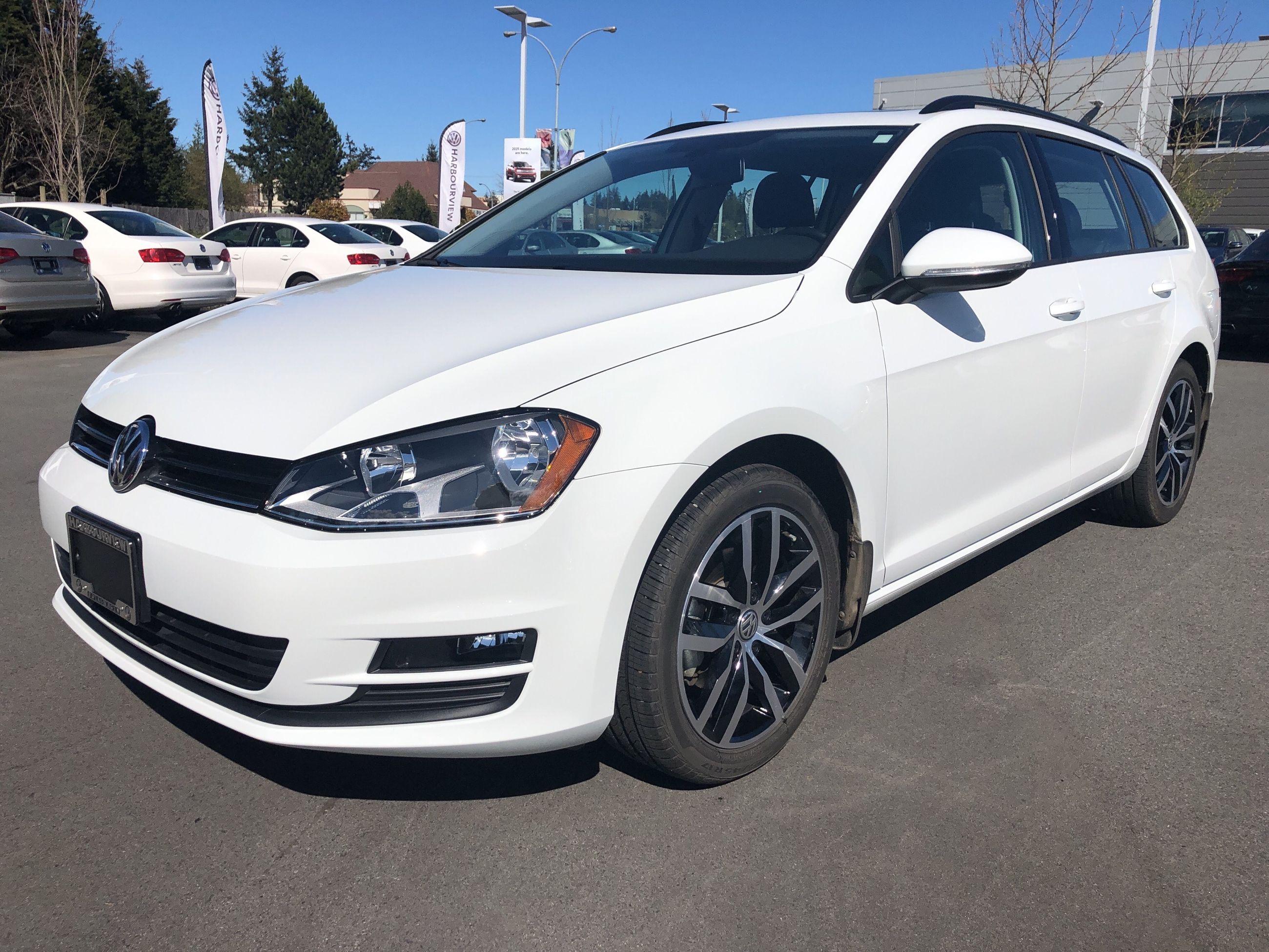 Used 2017 Volkswagen Golf wagon Comfortline 4Motion Auto w/ Convenience