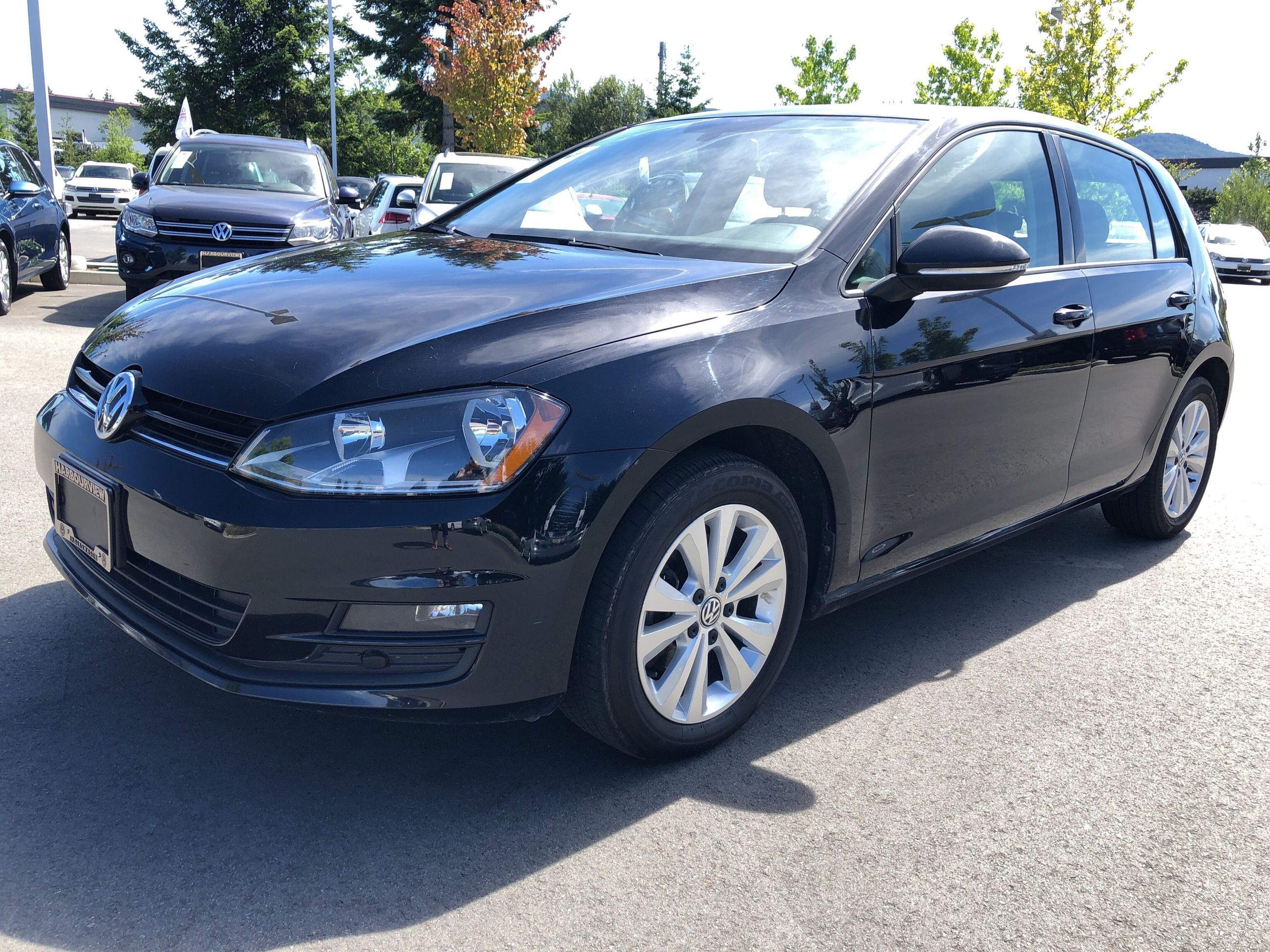 Used 2015 Volkswagen Golf Comfortline 6spd w/ Convenience Pkg. for Sale ...