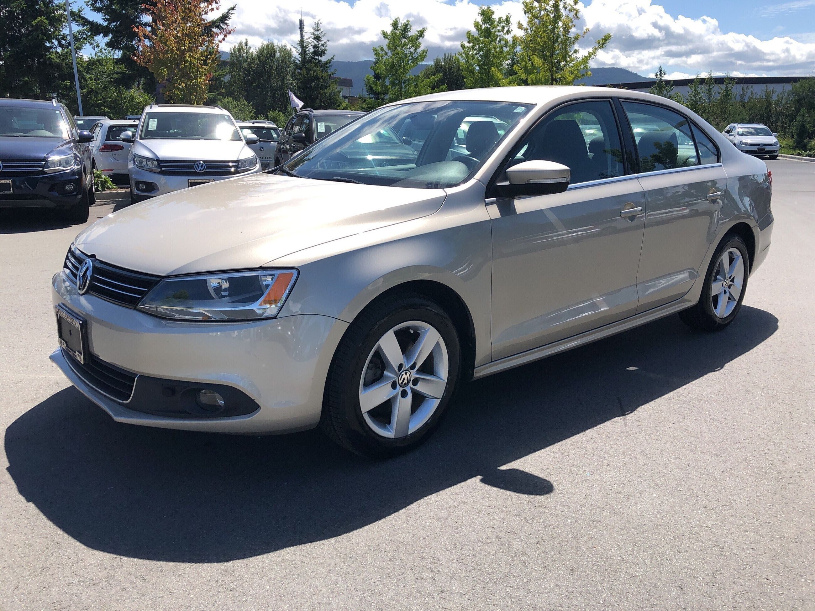 Used 2012 Volkswagen Jetta Comfortline Auto w/ Multimedia Pkg. for Sale