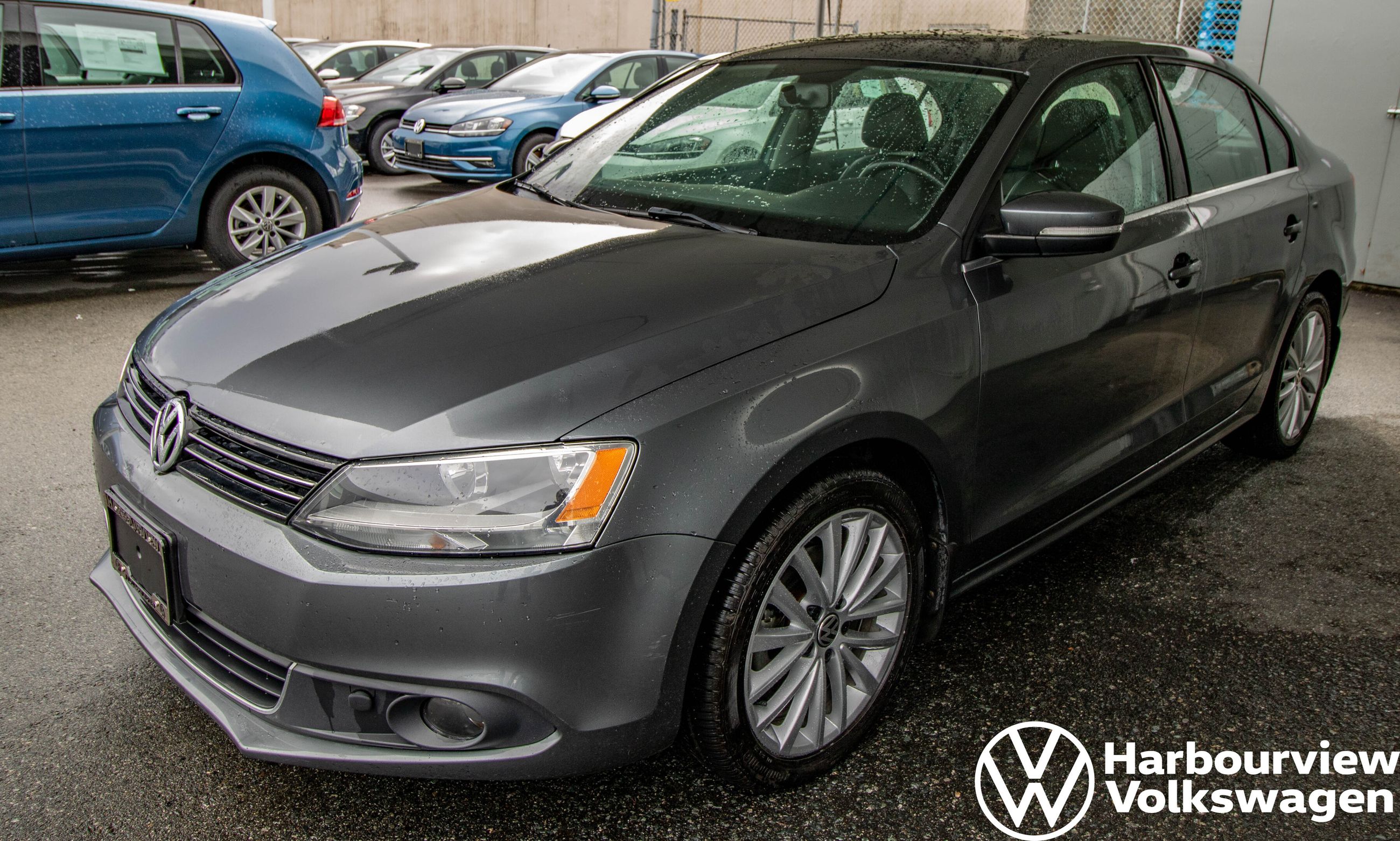 Used 2012 Volkswagen Jetta TDI! LOW KM's! Bluetooth! Sunroof! Leather