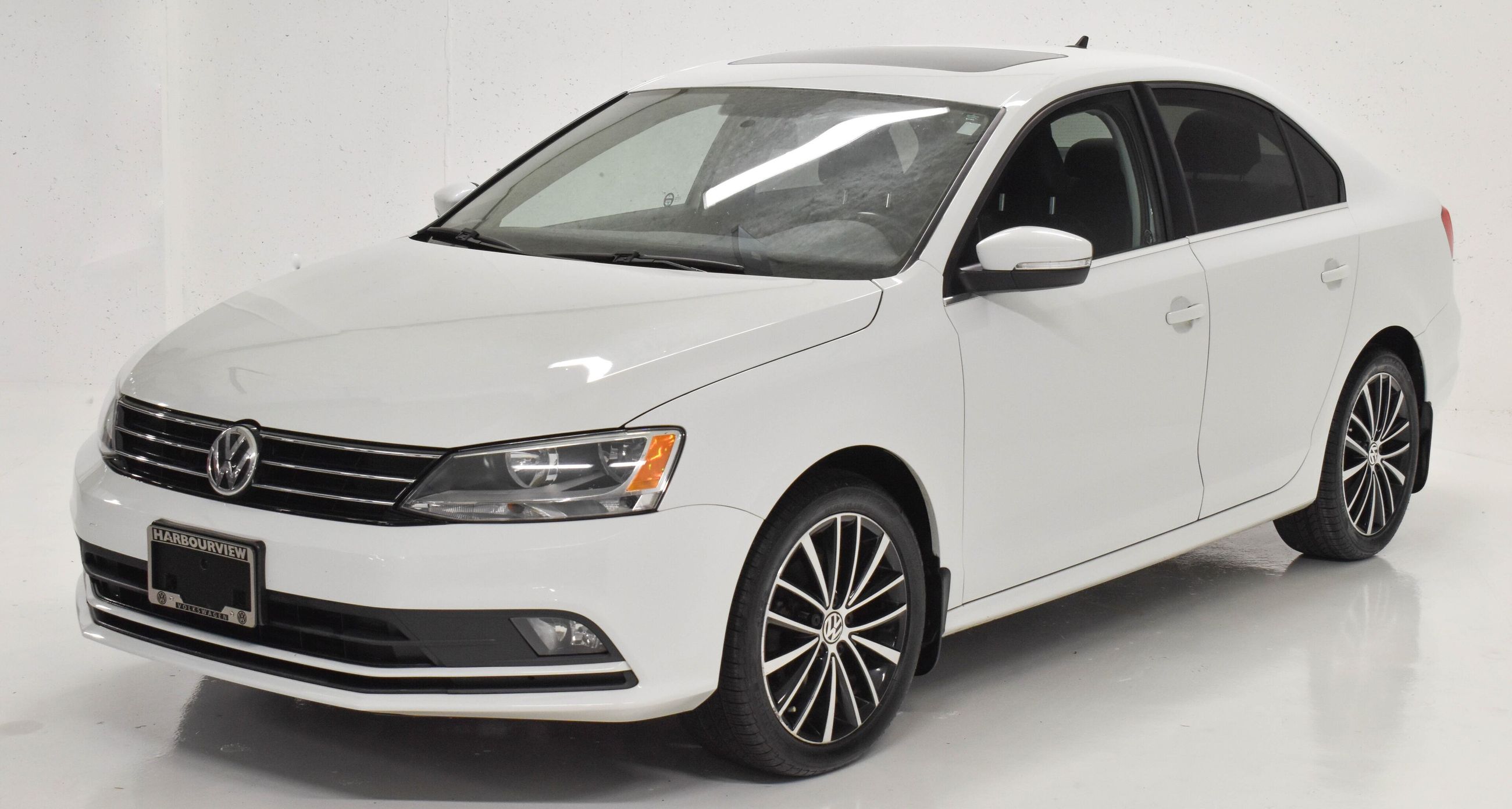Used 2015 Volkswagen Jetta Highline 1.8T Auto for Sale 14670 Harbourview VW