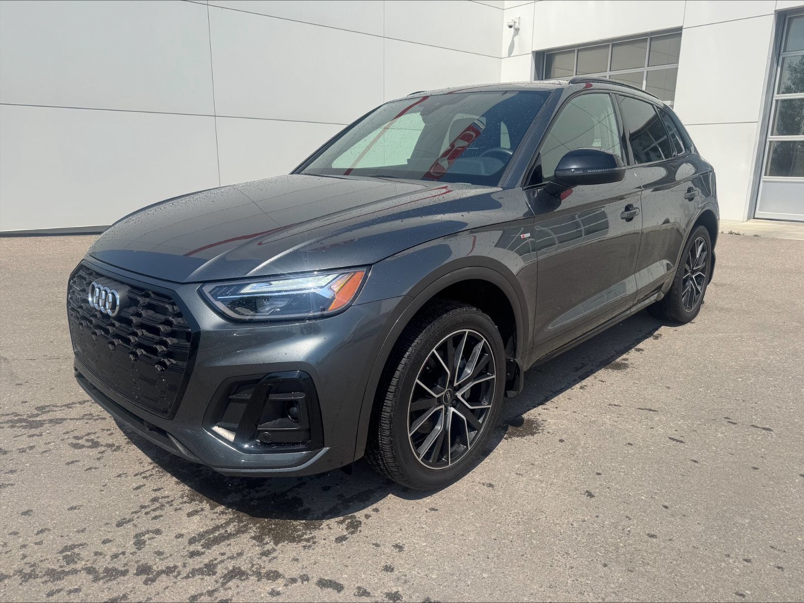 Audi Q5  2022 à Calgary, Alberta