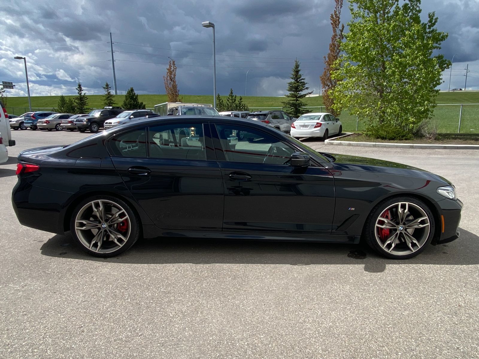 BMW M550i  2022 à Calgary, Alberta
