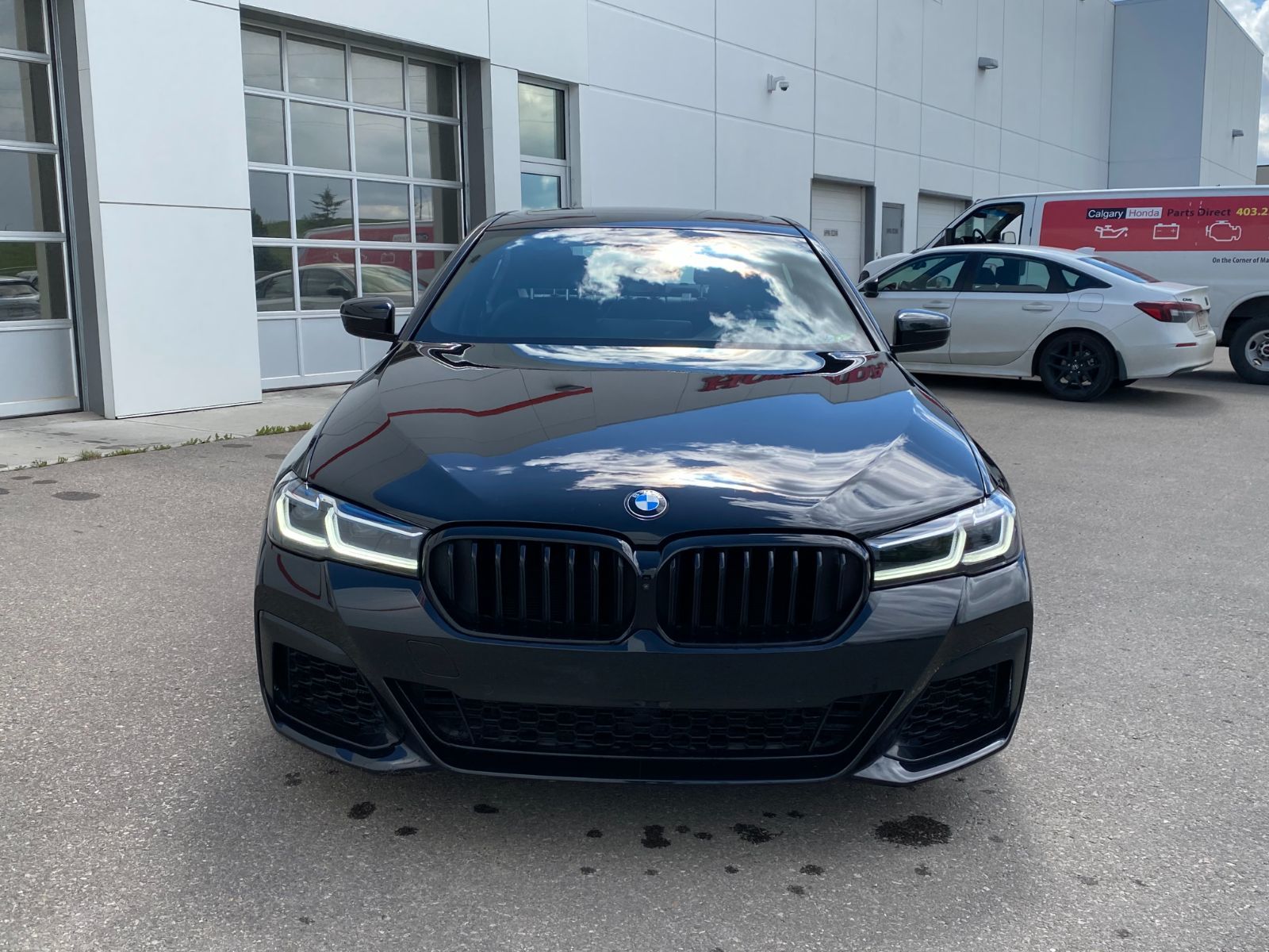 BMW M550i  2022 à Calgary, Alberta