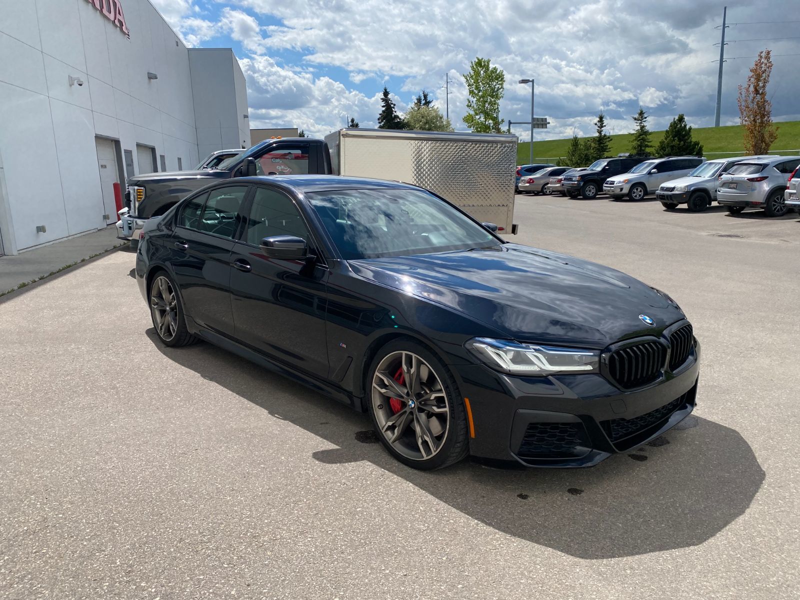 BMW M550i  2022 à Calgary, Alberta