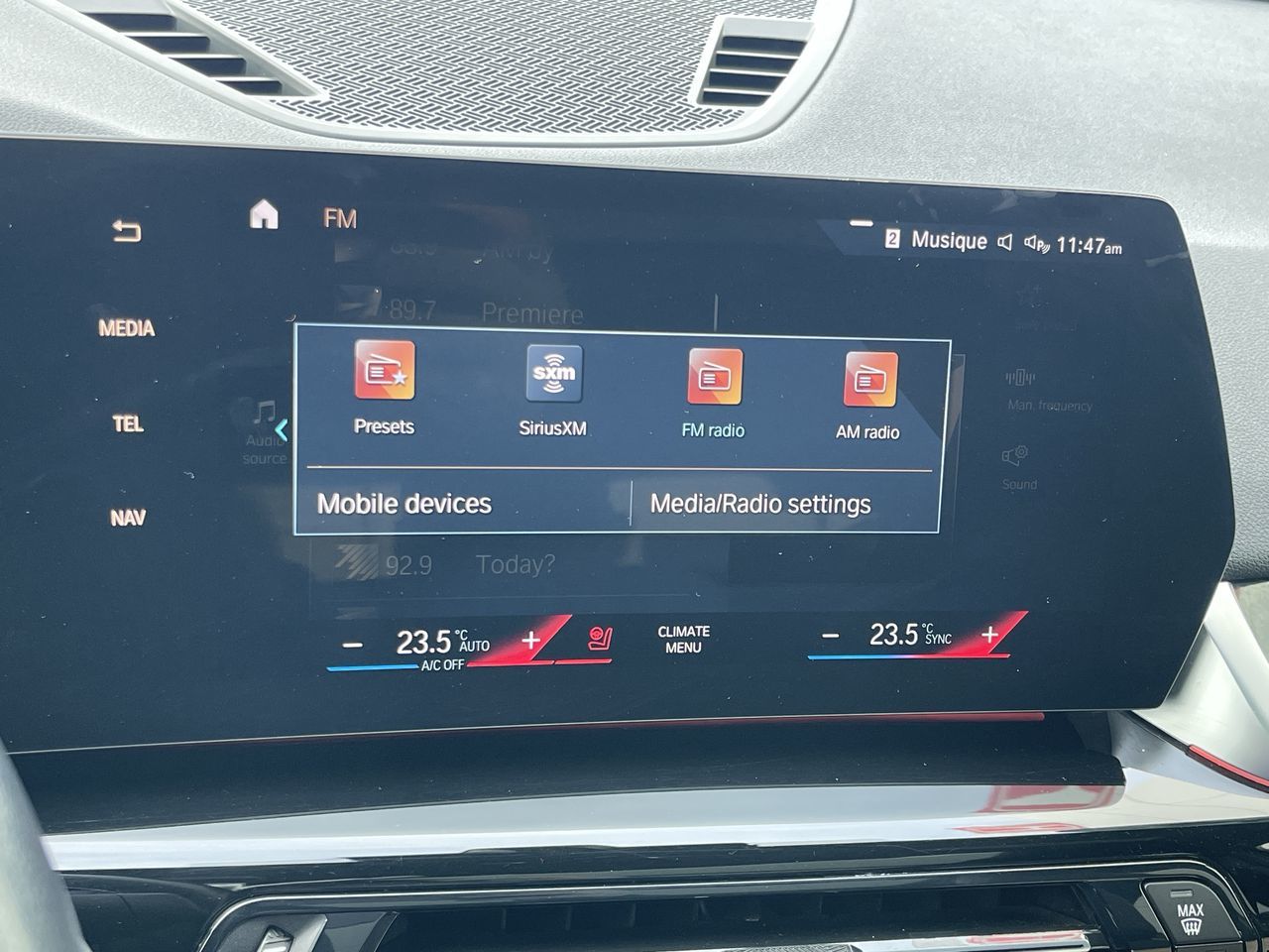 BMW X1  2023 à Calgary, Alberta