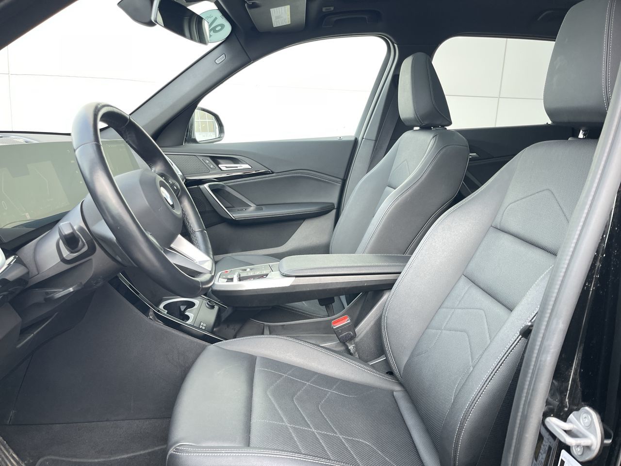 BMW X1  2023 à Calgary, Alberta