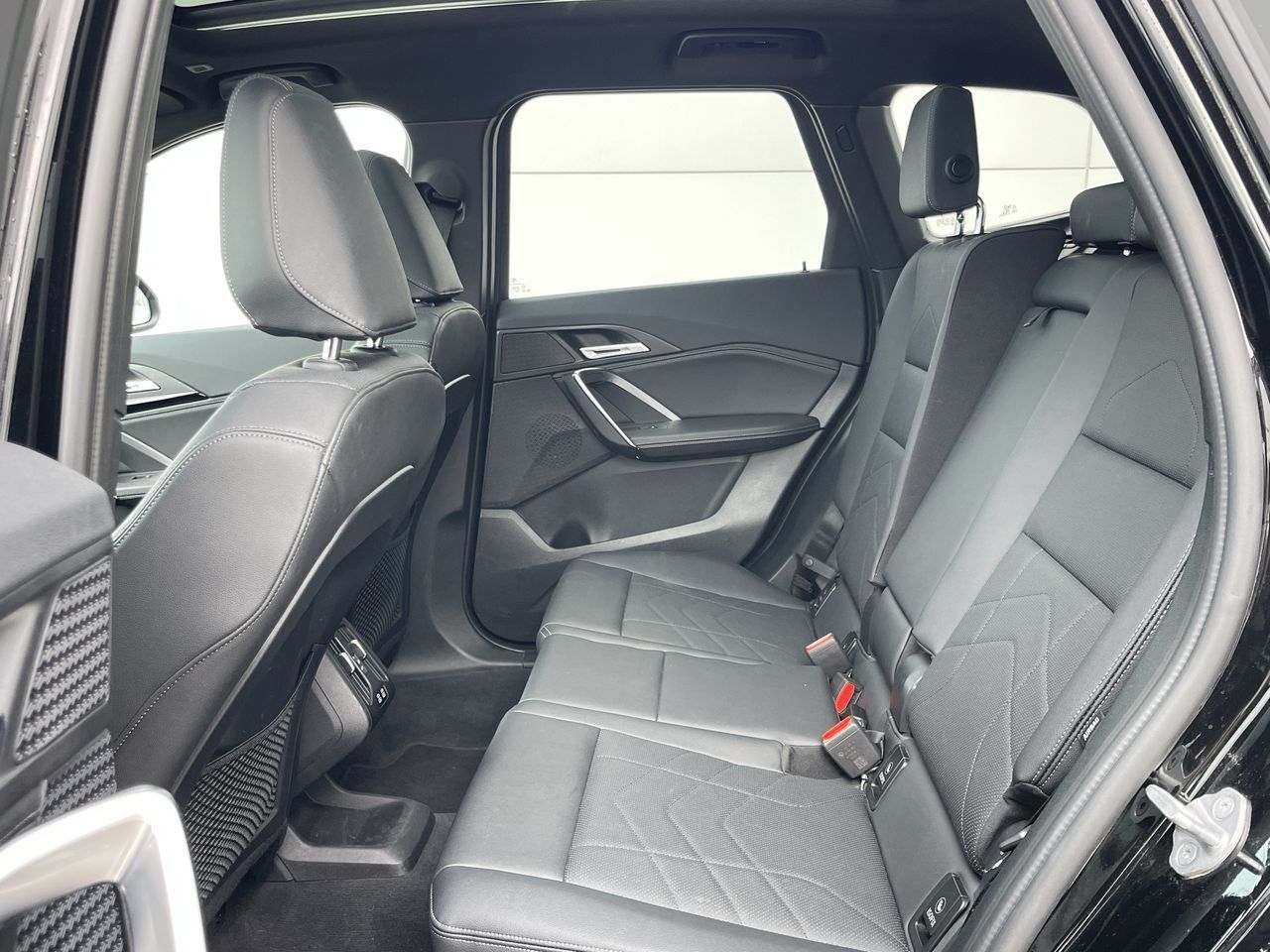 BMW X1  2023 à Calgary, Alberta