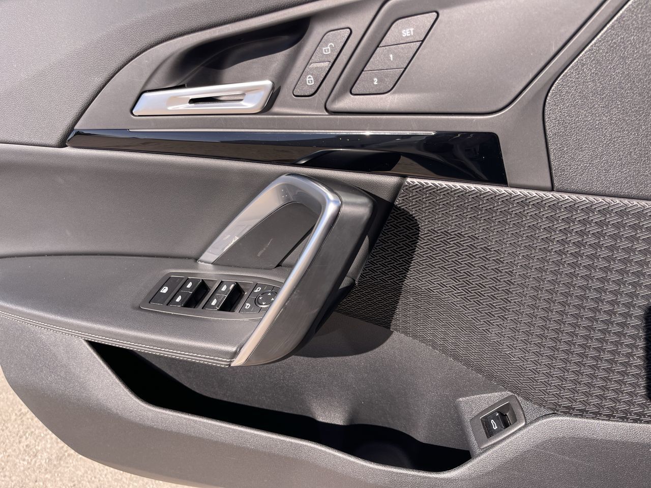 2025 BMW X1