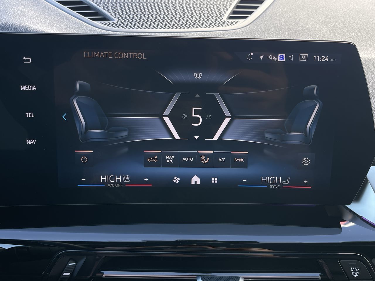 2025 BMW X1