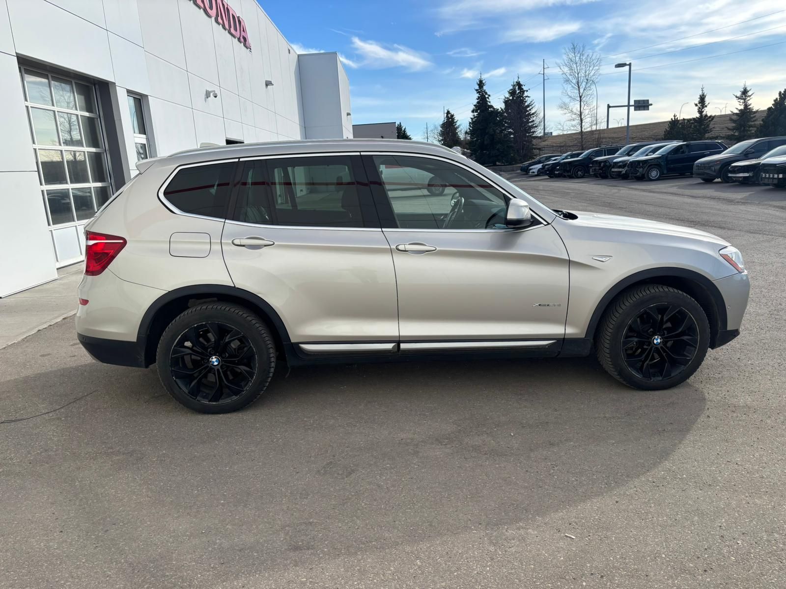 BMW X3  2017 à Calgary, Alberta