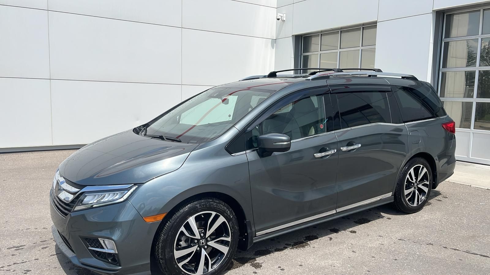 2019 Honda Odyssey Touring, Heated Seats/Steering, Apple Carplay